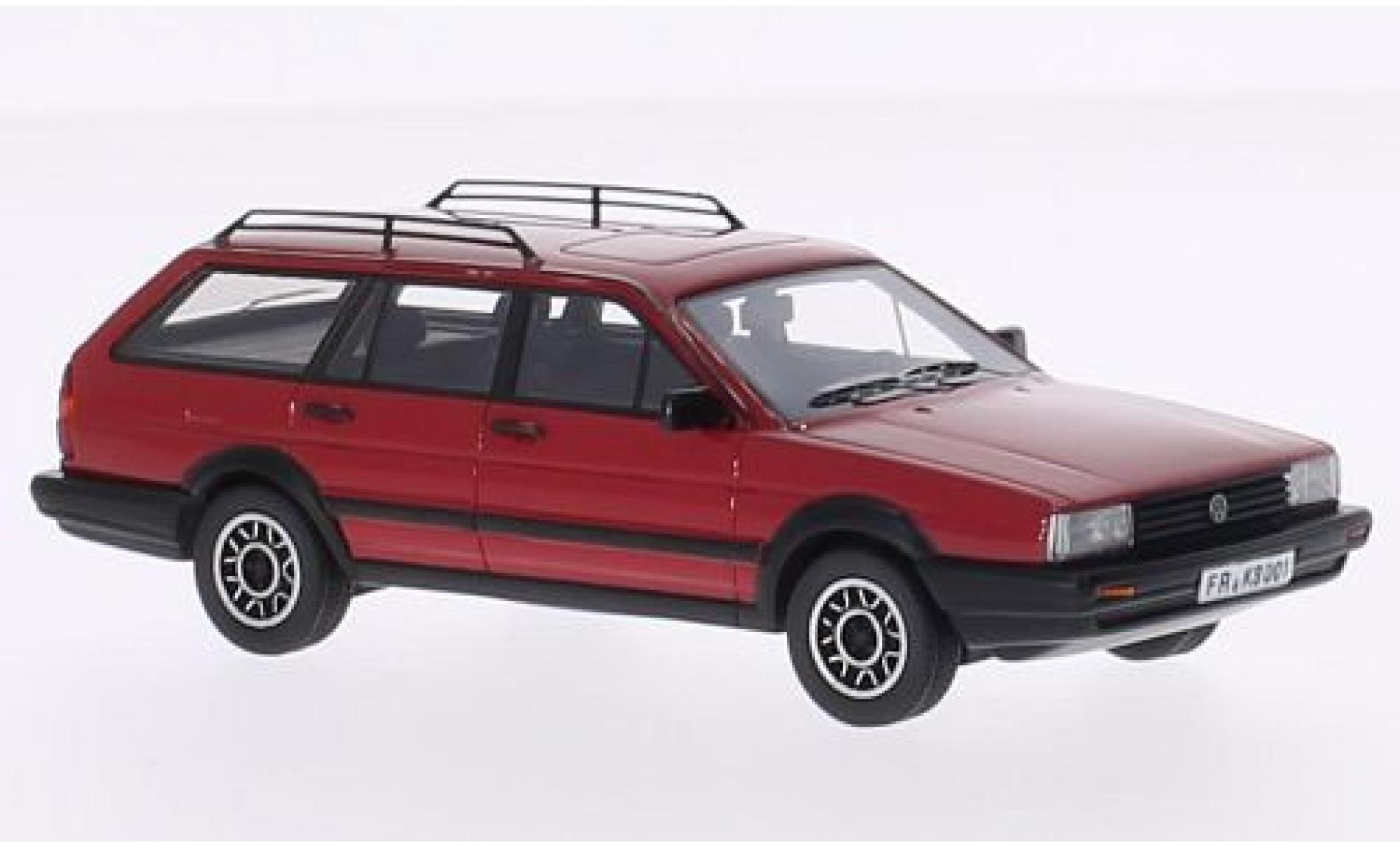 Volkswagen Passat 1/43 Kess Variant GT Syncro rood 1985 modelauto