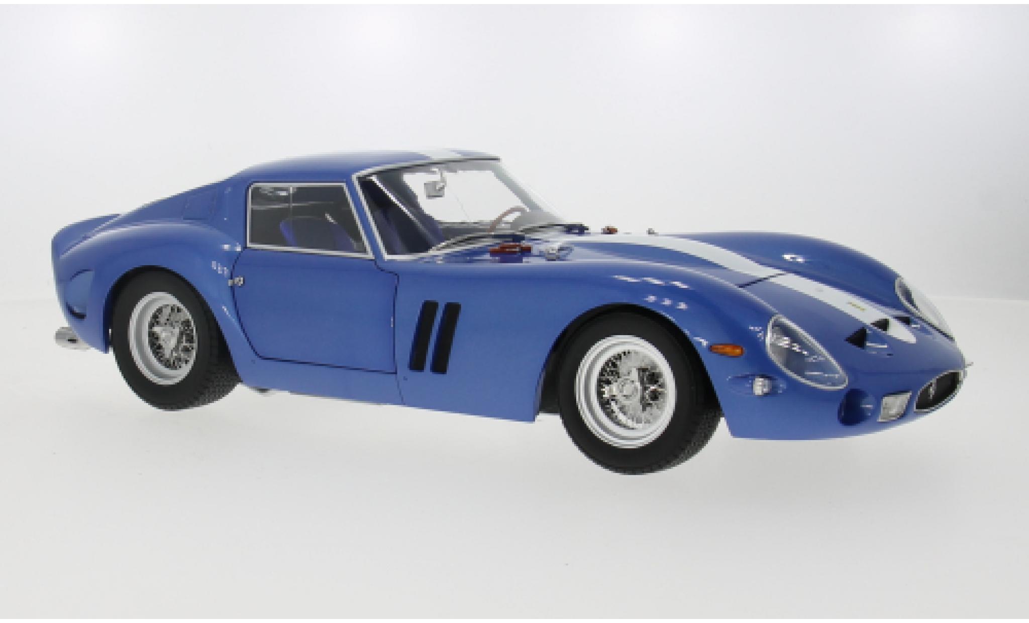 Ferrari 250 1/12 KK Scale GTO blauw/wit 1962 1:12 modelauto