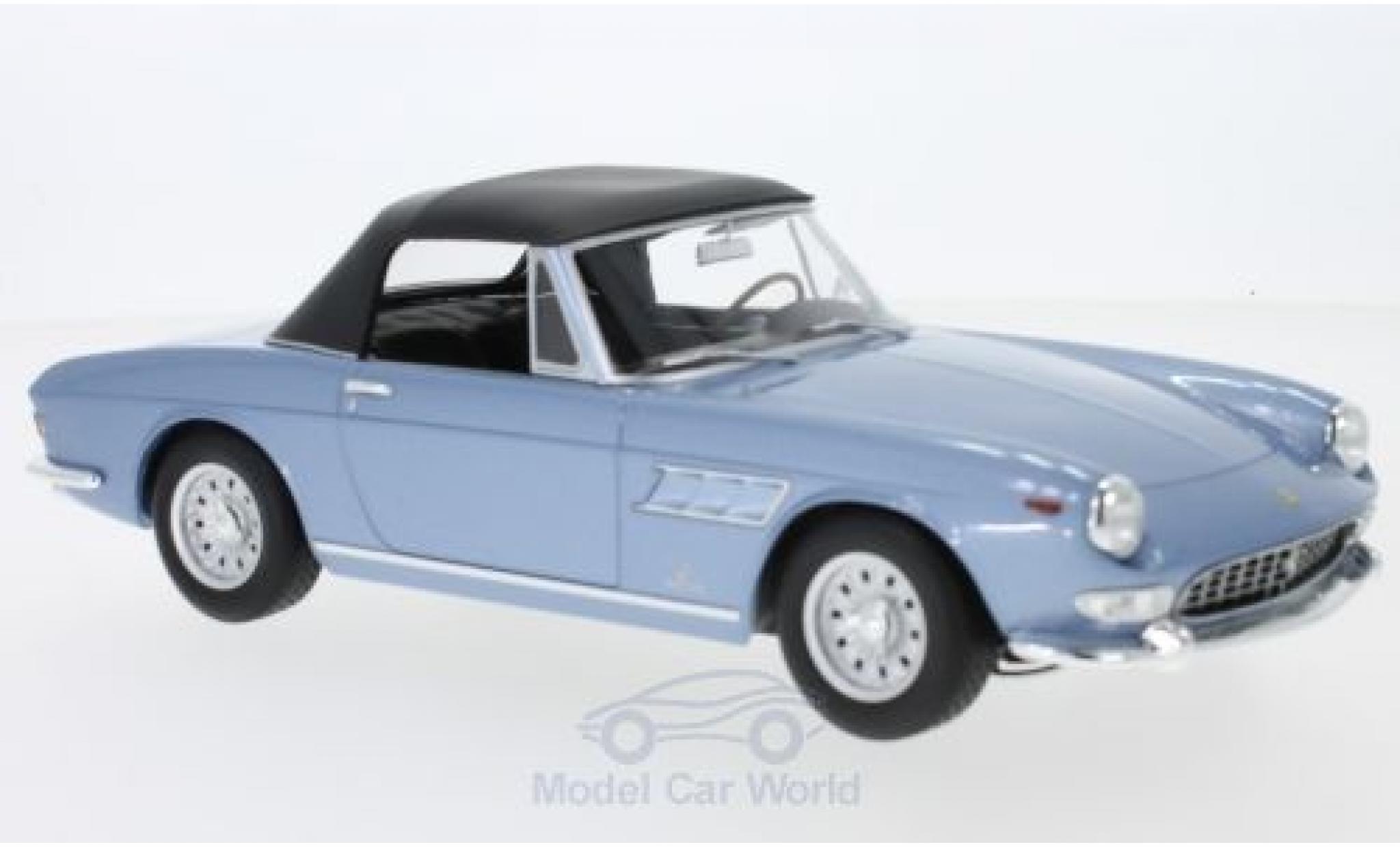 Ferrari 275 1/18 KK Scale GTS Pininfarina Spyder metallic blauw Softtop liegt ein modelauto
