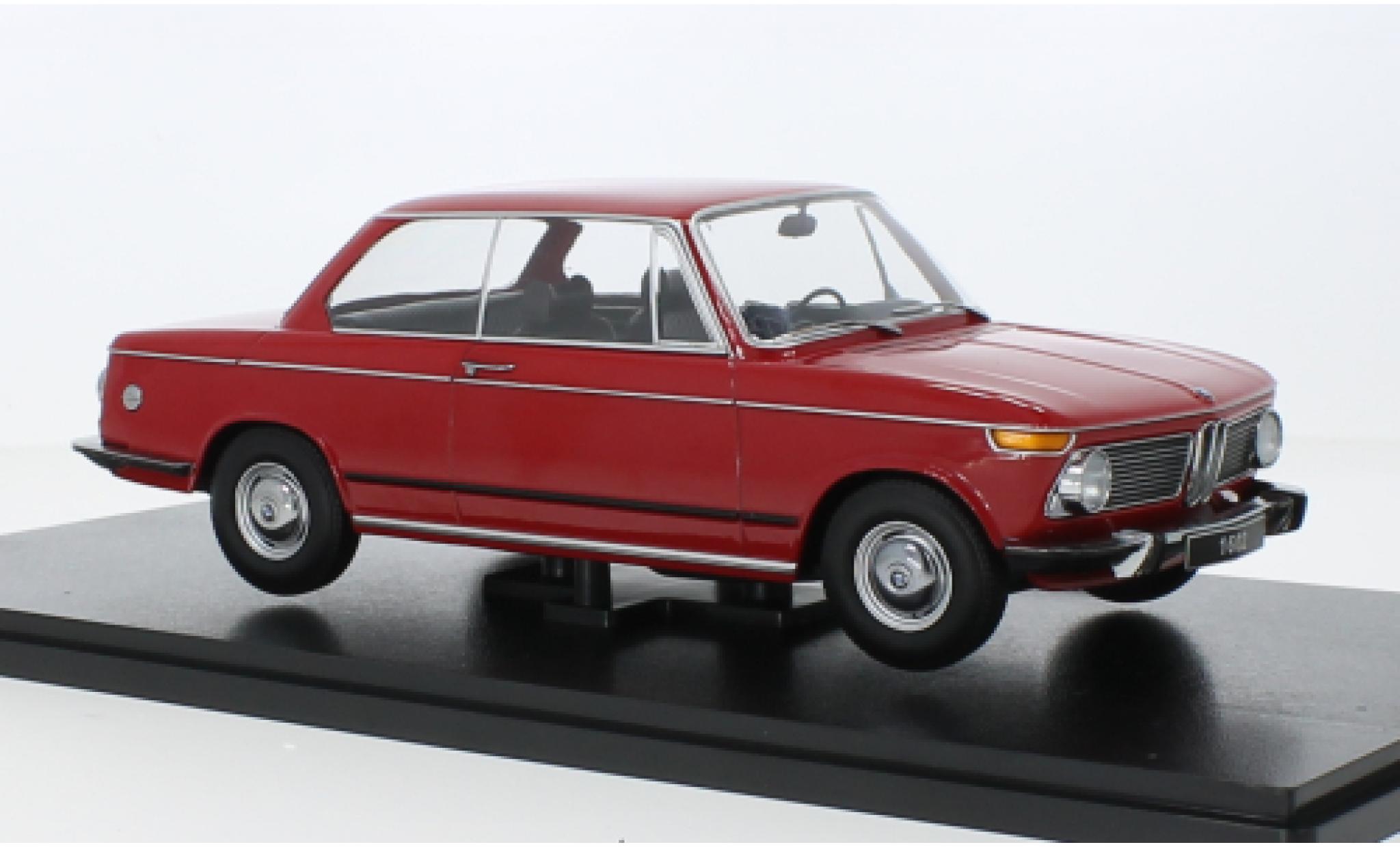 Bmw 1602 1/18 KK Scale rood 1971 modelauto