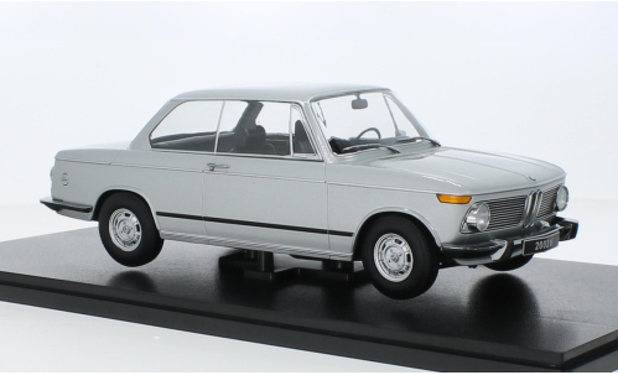 Bmw 2002 1/18 KK Scale ti d 1971 modelauto