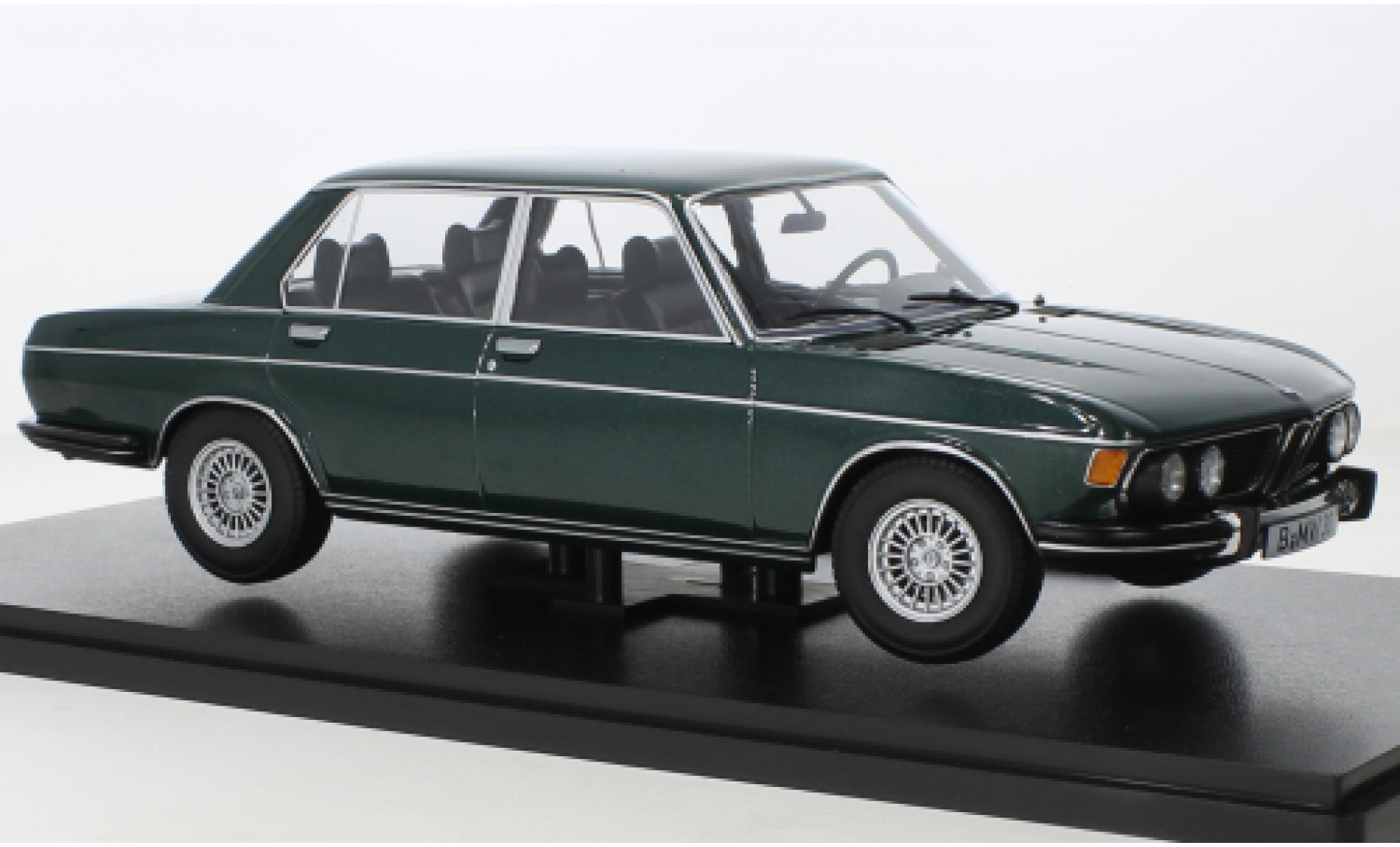 Bmw 3.0 1/18 KK Scale S (E3) metallic groen fonc&eacute; 1971 modelauto