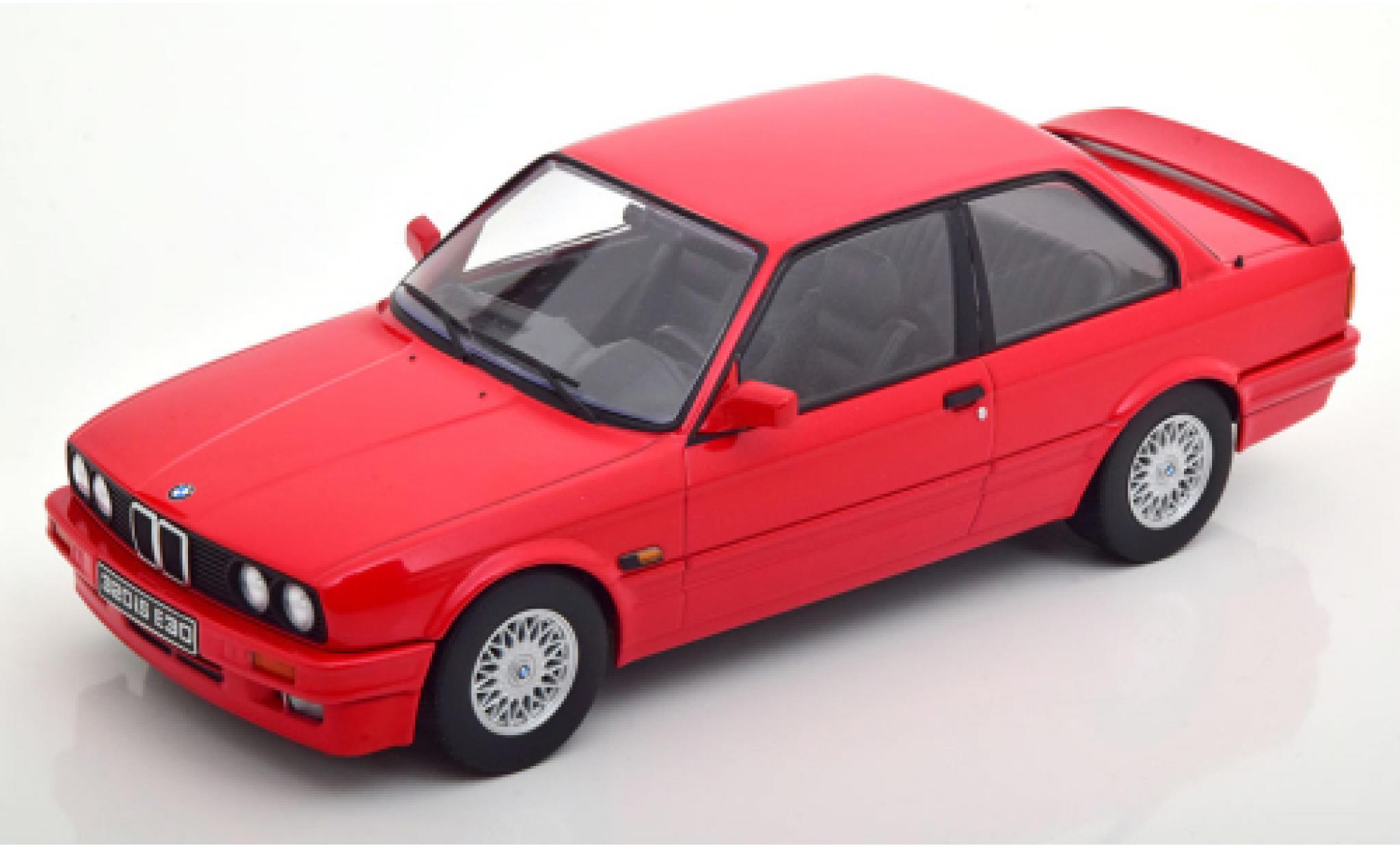 Bmw 320 1/18 KK Scale iS (E30) rood 1989 modelauto