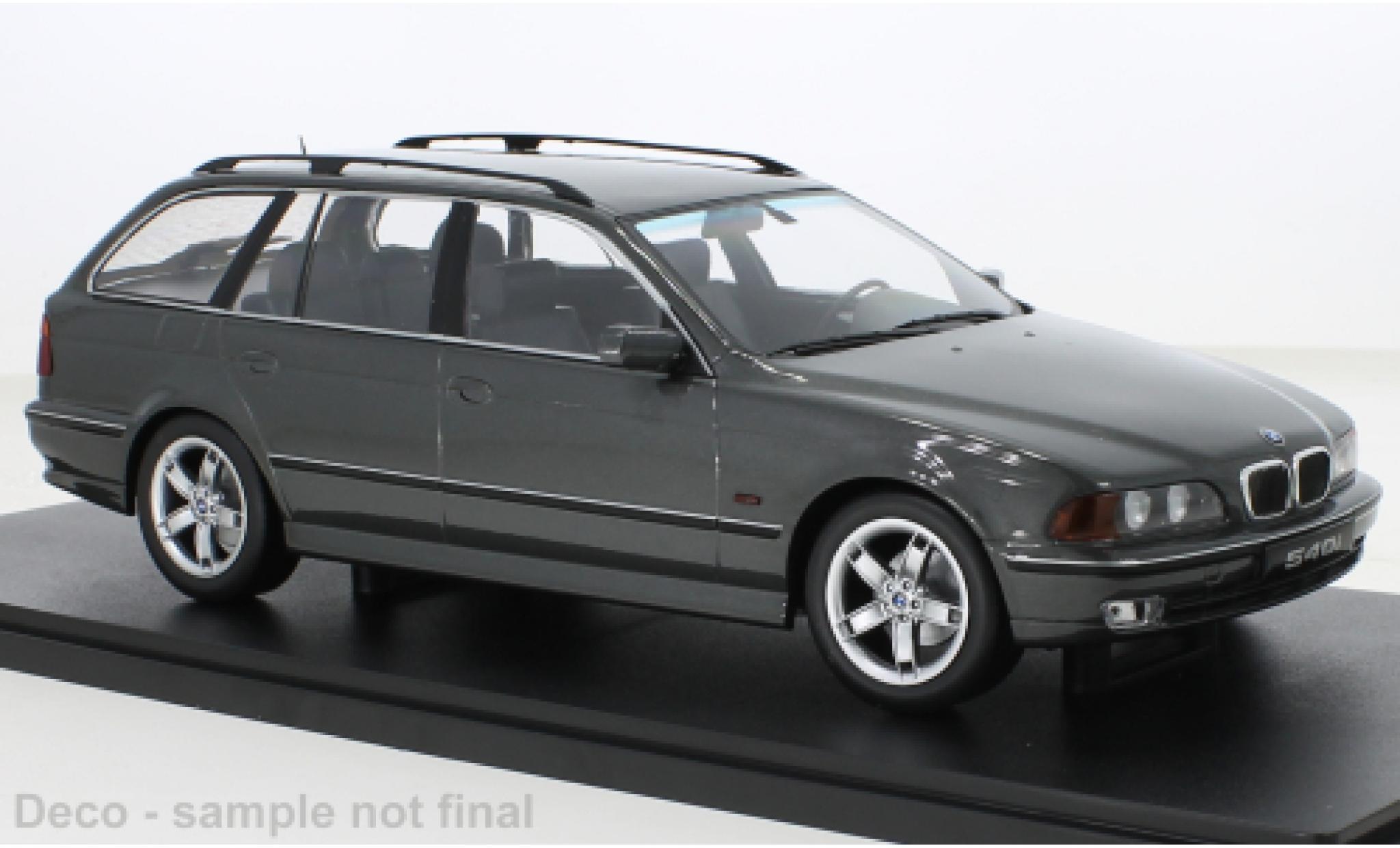 Bmw 540 1/18 KK Scale i (E39) Touring metallic grijs 1997 modelauto