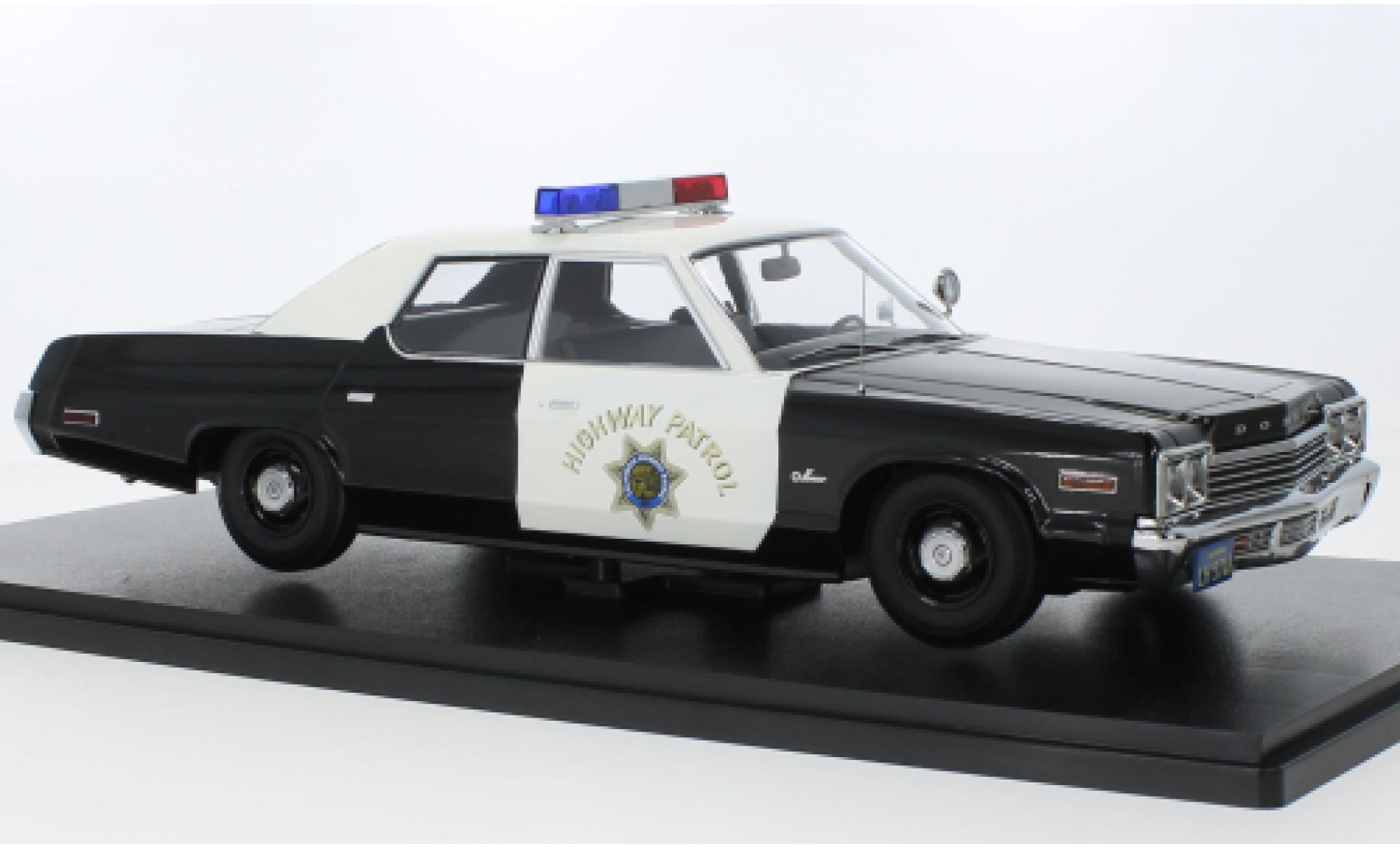Dodge Monaco 1/18 KK Scale California autoroute Patrol 1974 modelauto