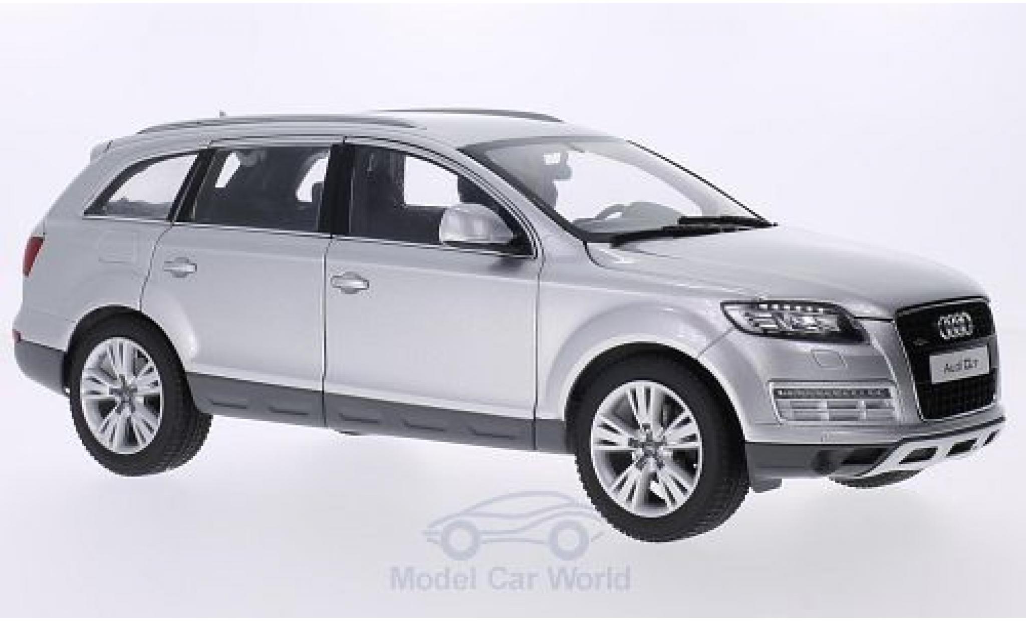 Audi Q7 1/18 Kyosho grijs 2013 modelauto