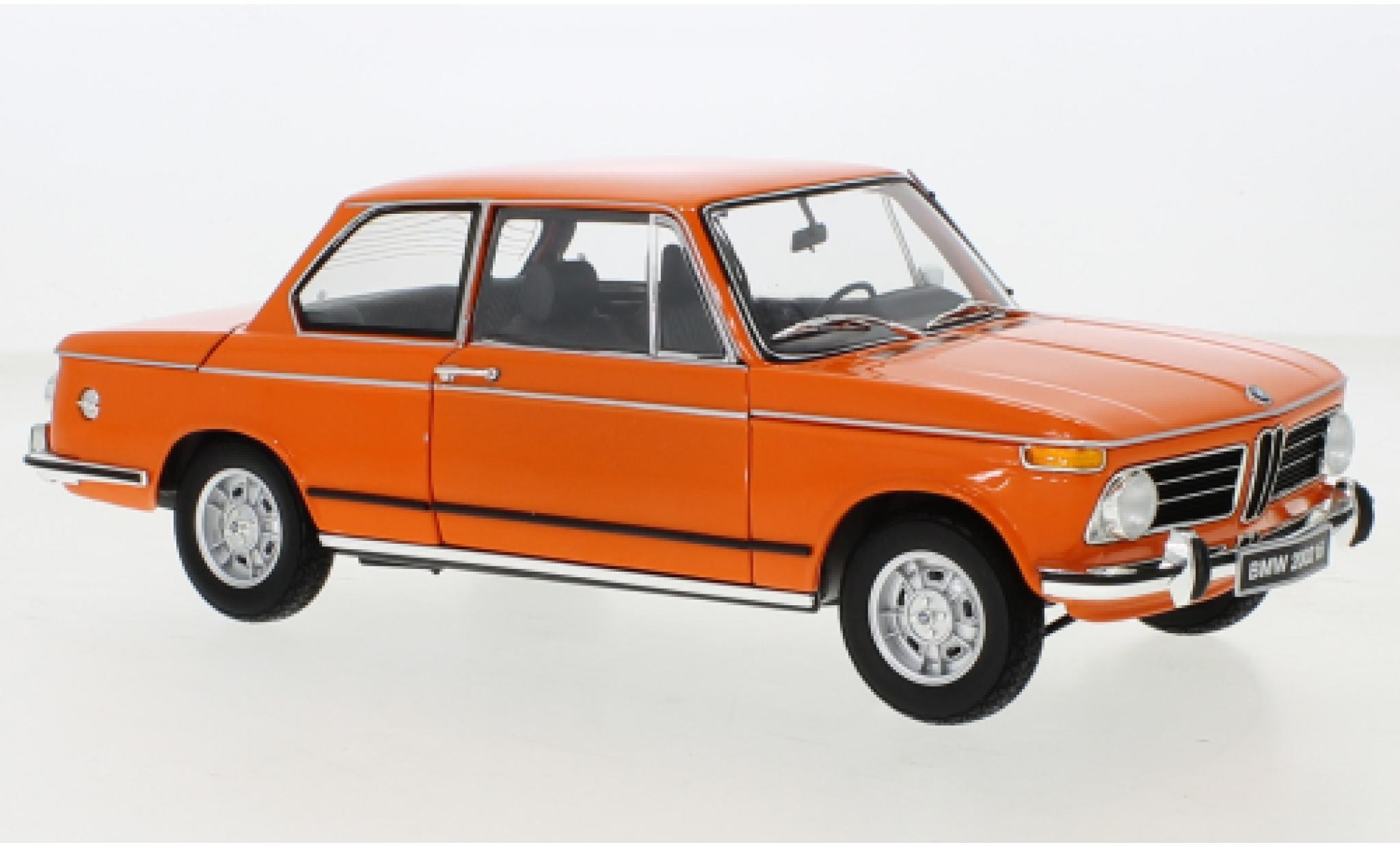 Bmw 2002 1/18 Kyosho Tii oranje modelauto