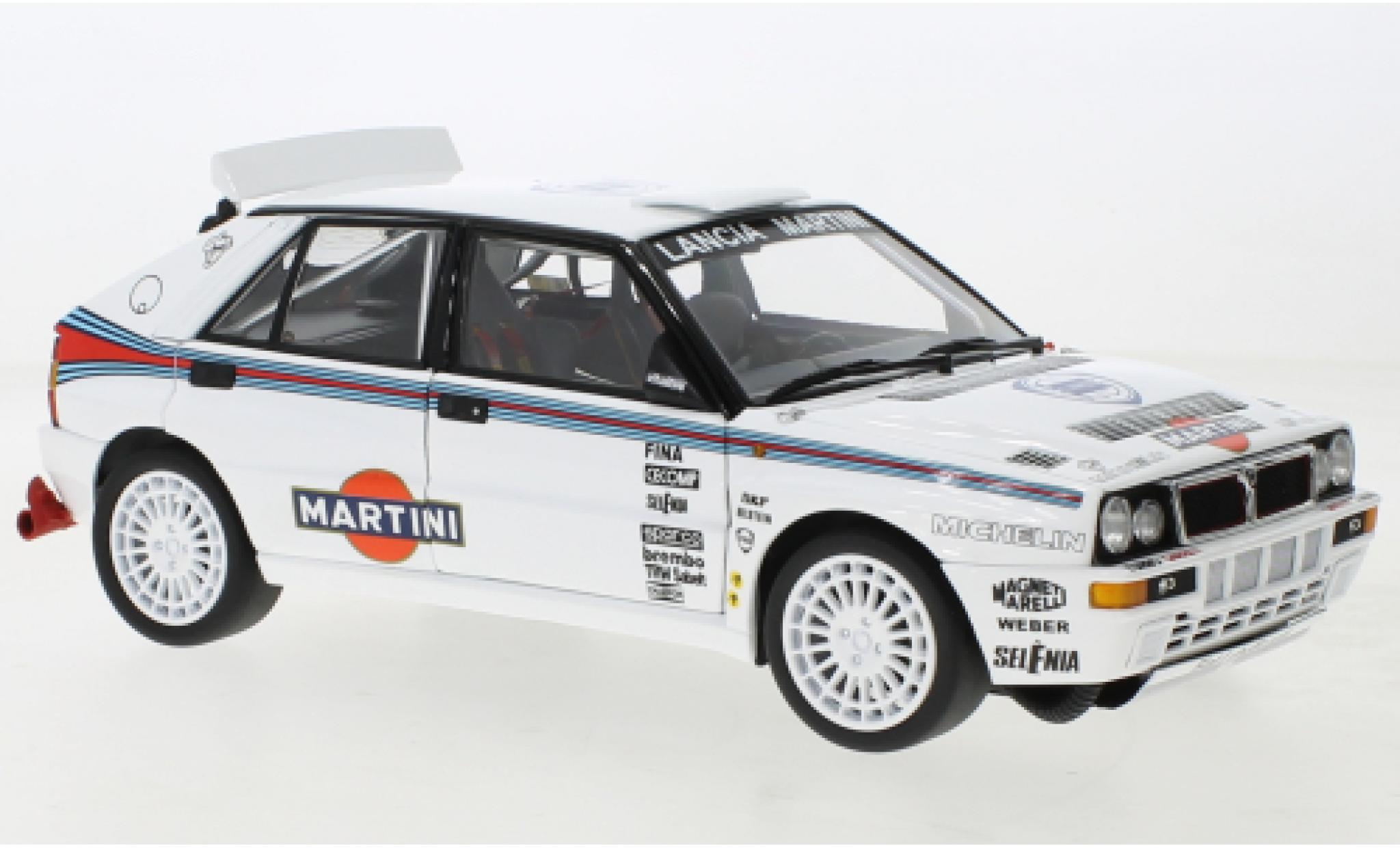 Lancia Delta 1/18 Kyosho HF Integrale Evolutione wit 1992 modelauto