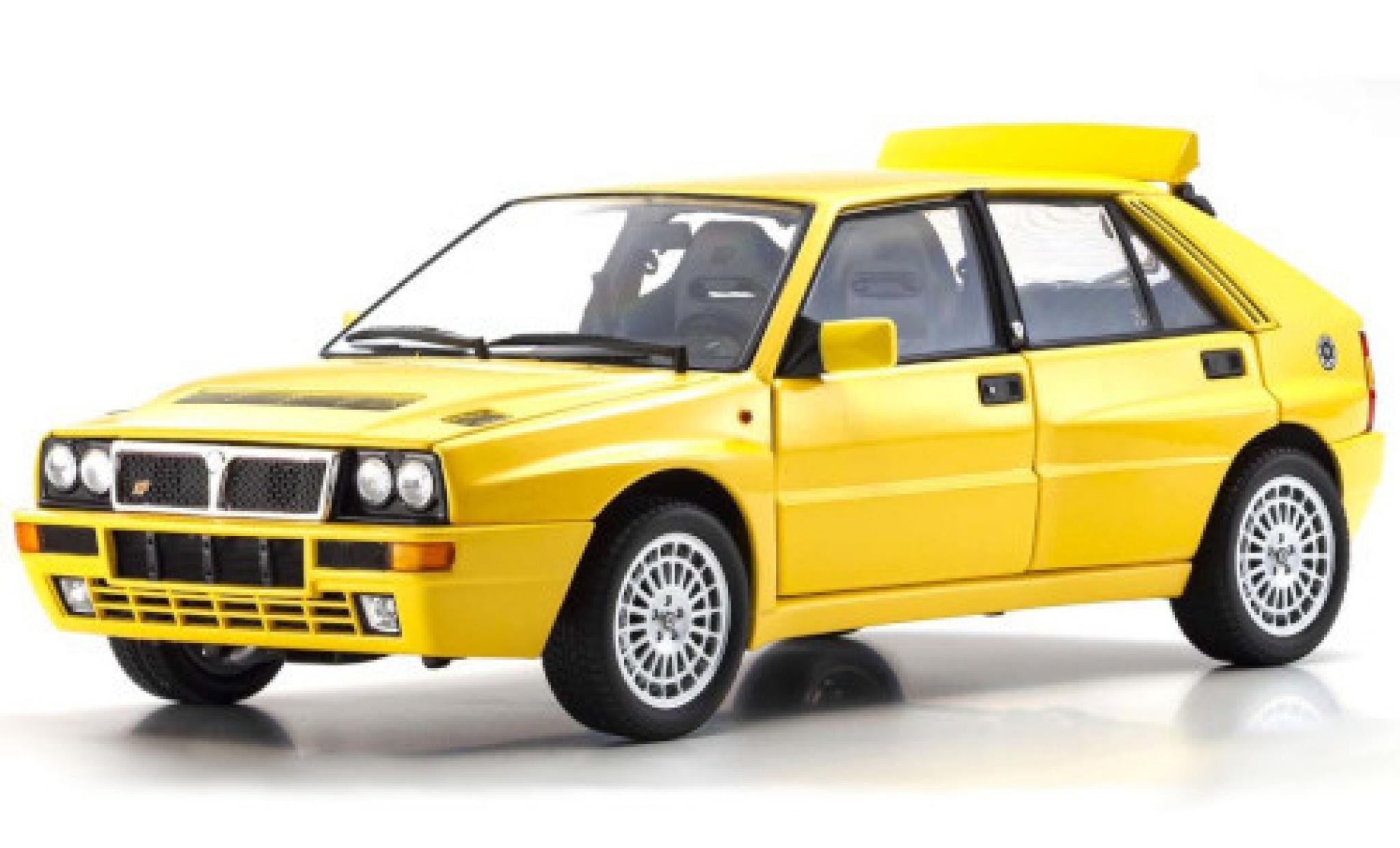 Lancia Delta 1/18 Kyosho HF Integrale geel modelauto