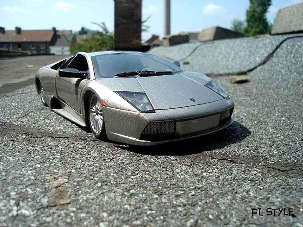 Lamborghini Murcielago Competizione grijs 1/18 Maisto