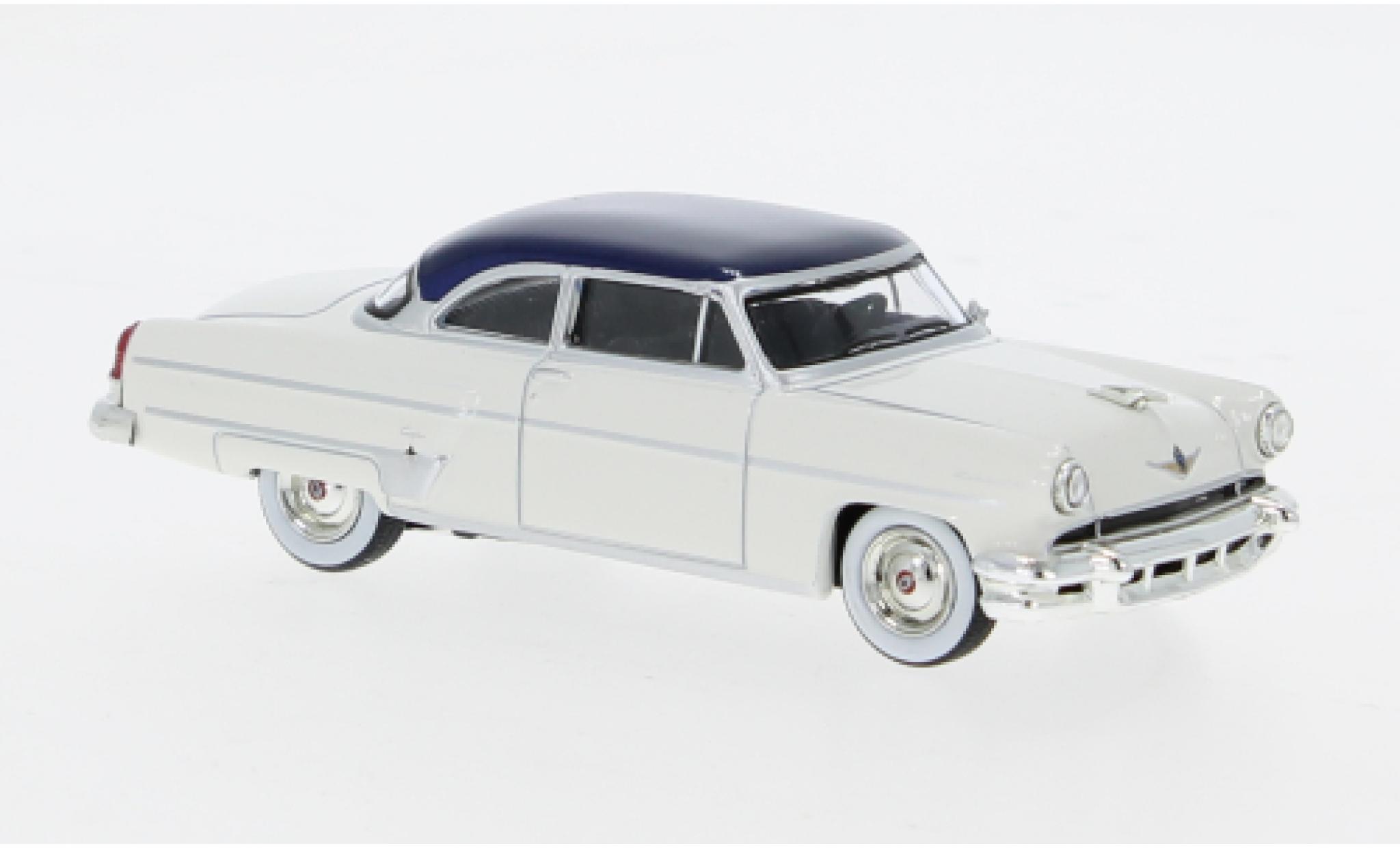 Lincoln Capri 1/64 Mini GT beige 1:64 modelauto