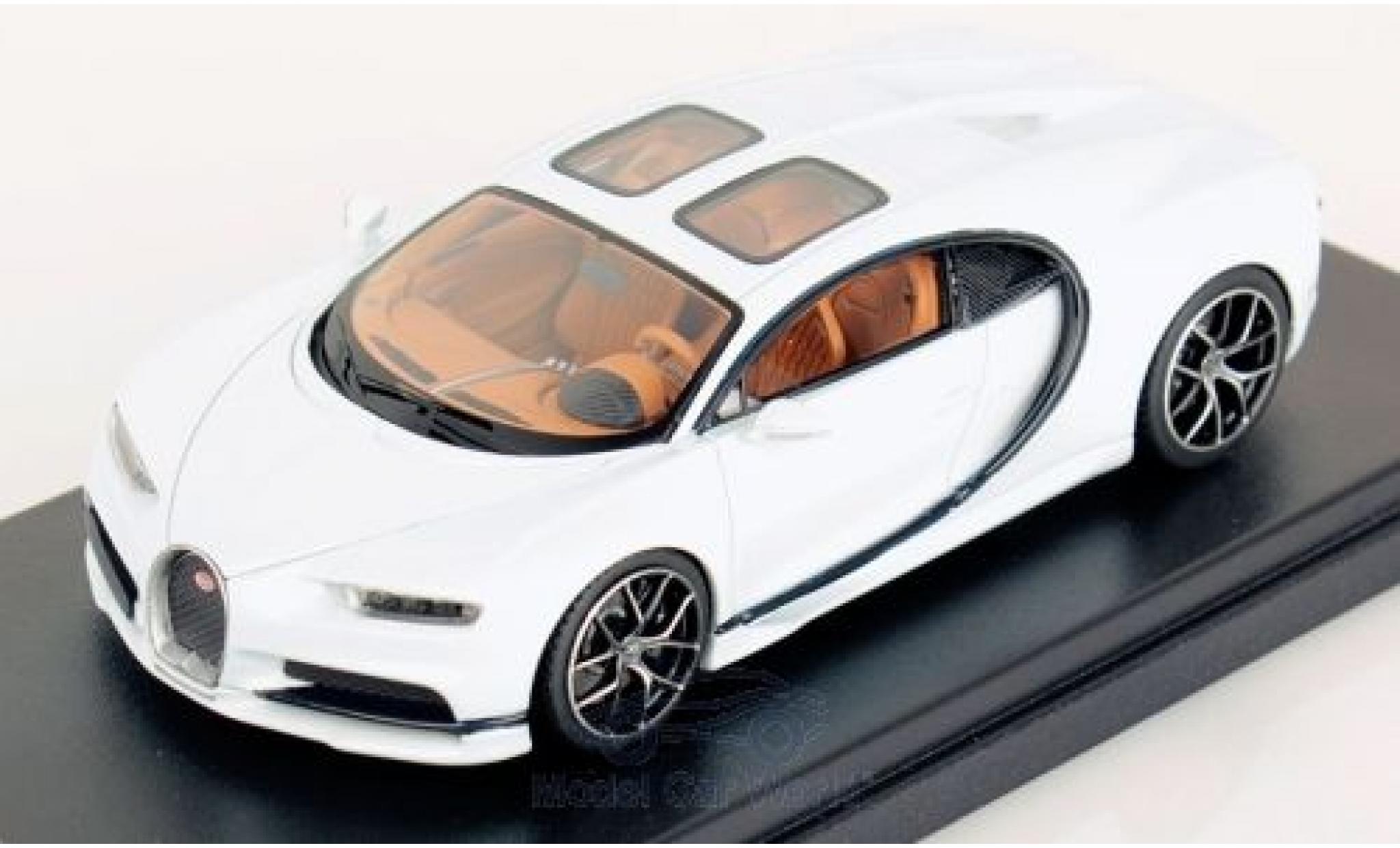 Bugatti Chiron 1/43 Look Smart Sky View wit modelauto