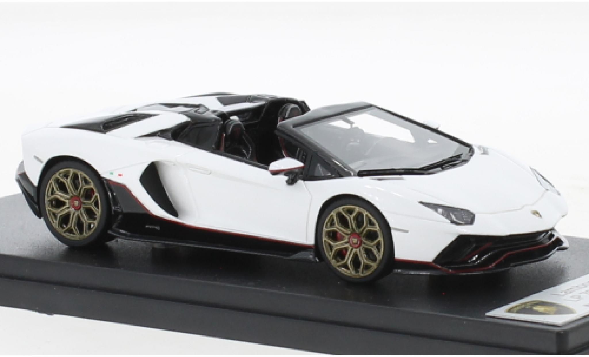 Lamborghini Aventador 1/43 Look Smart LP 780-4 Ultimae Roadster metallic wit modelauto