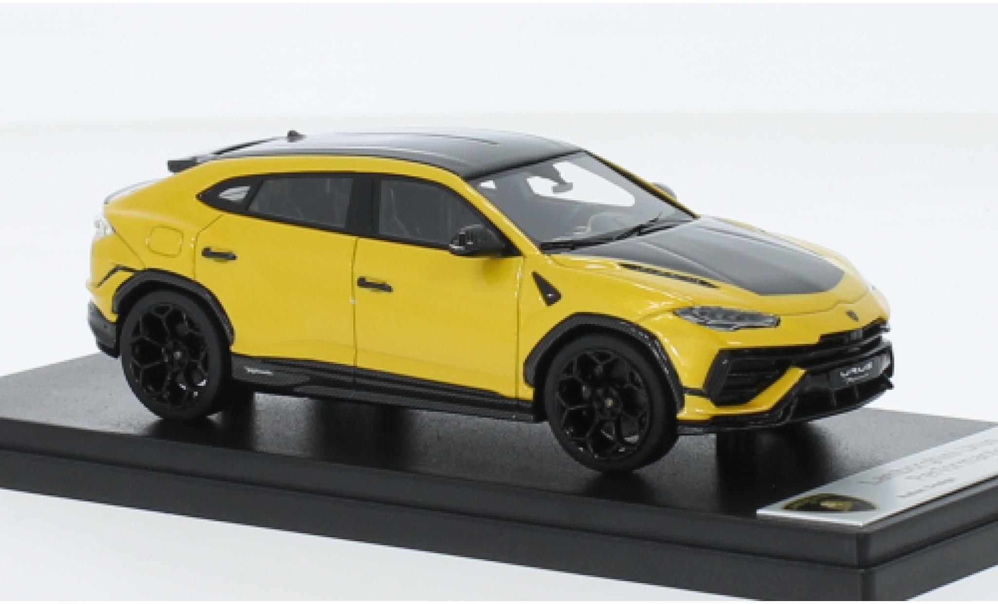 Lamborghini Urus 1/43 Look Smart Performante metallic geel/zwart 2022 modelauto