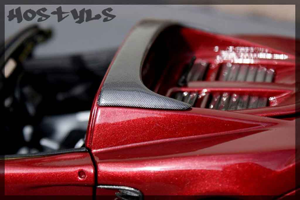 Lotus Elise 111S rood / carbon 1/18 Welly