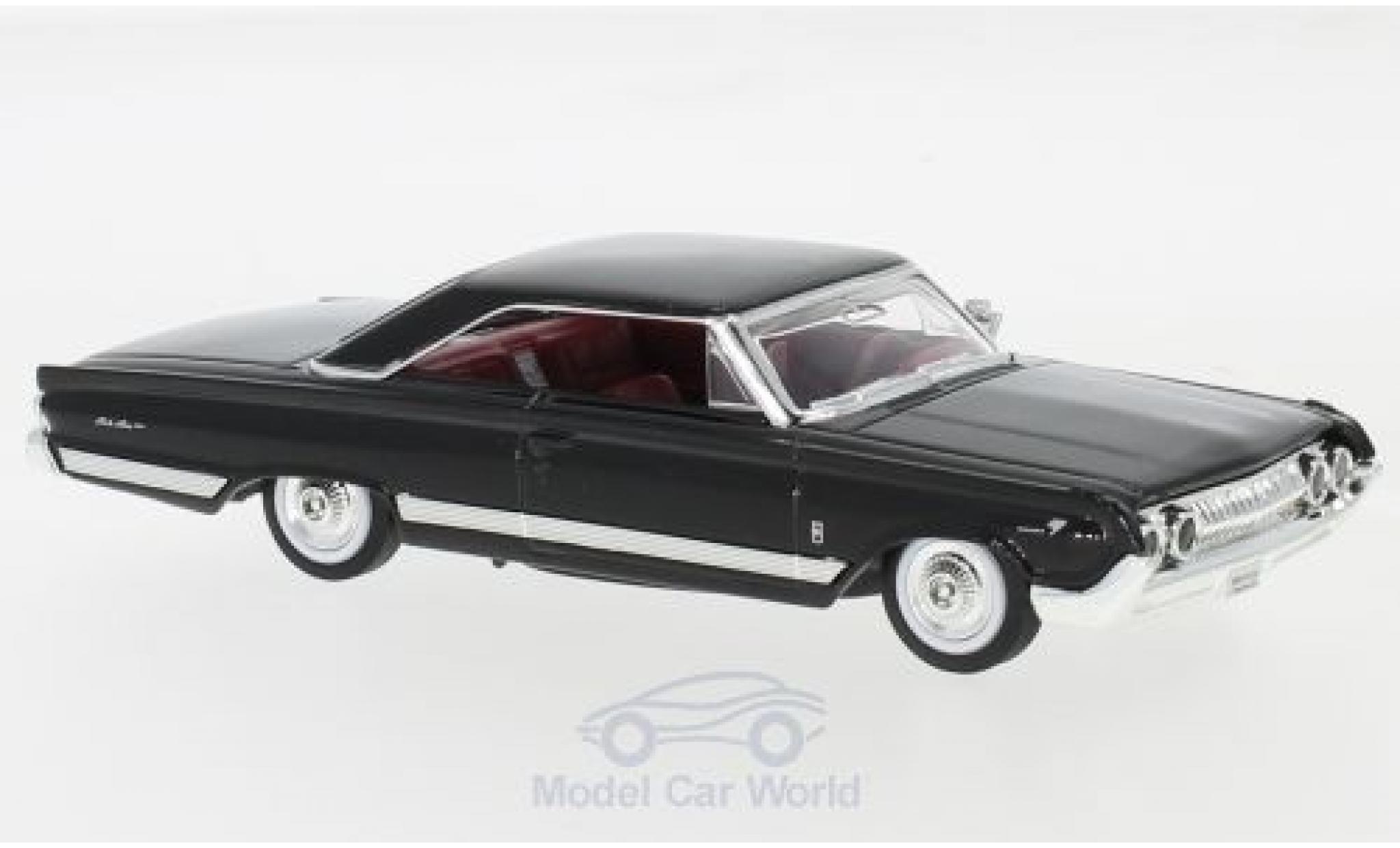 Mercury Marauder 1/43 Lucky Die Cast zwart 1964 modelauto