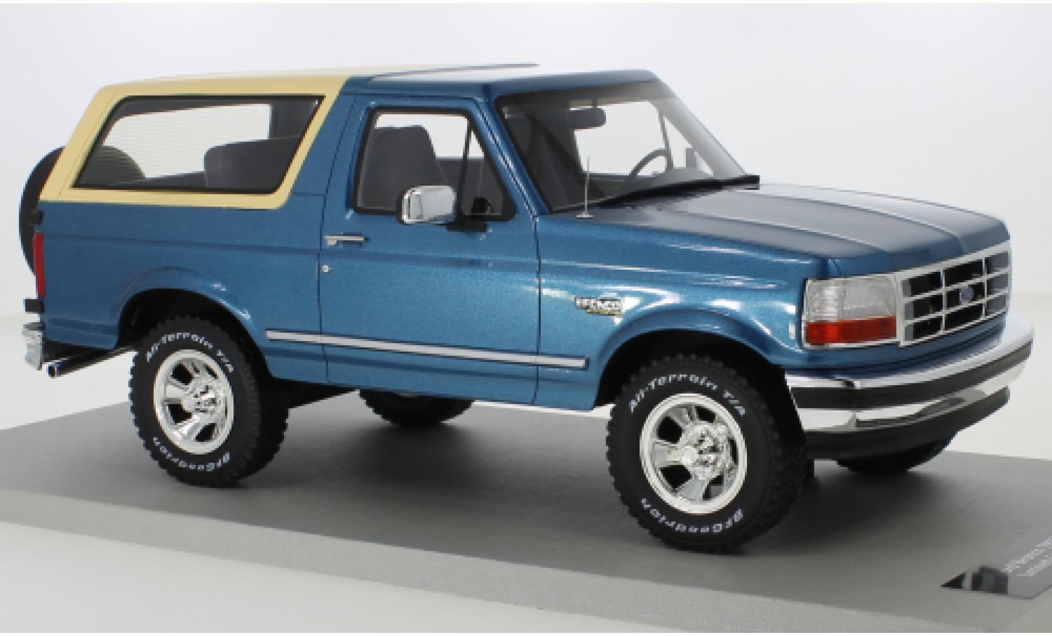 Ford Bronco 1/18 Lucky Step Models metallic blauw 1992 modelauto