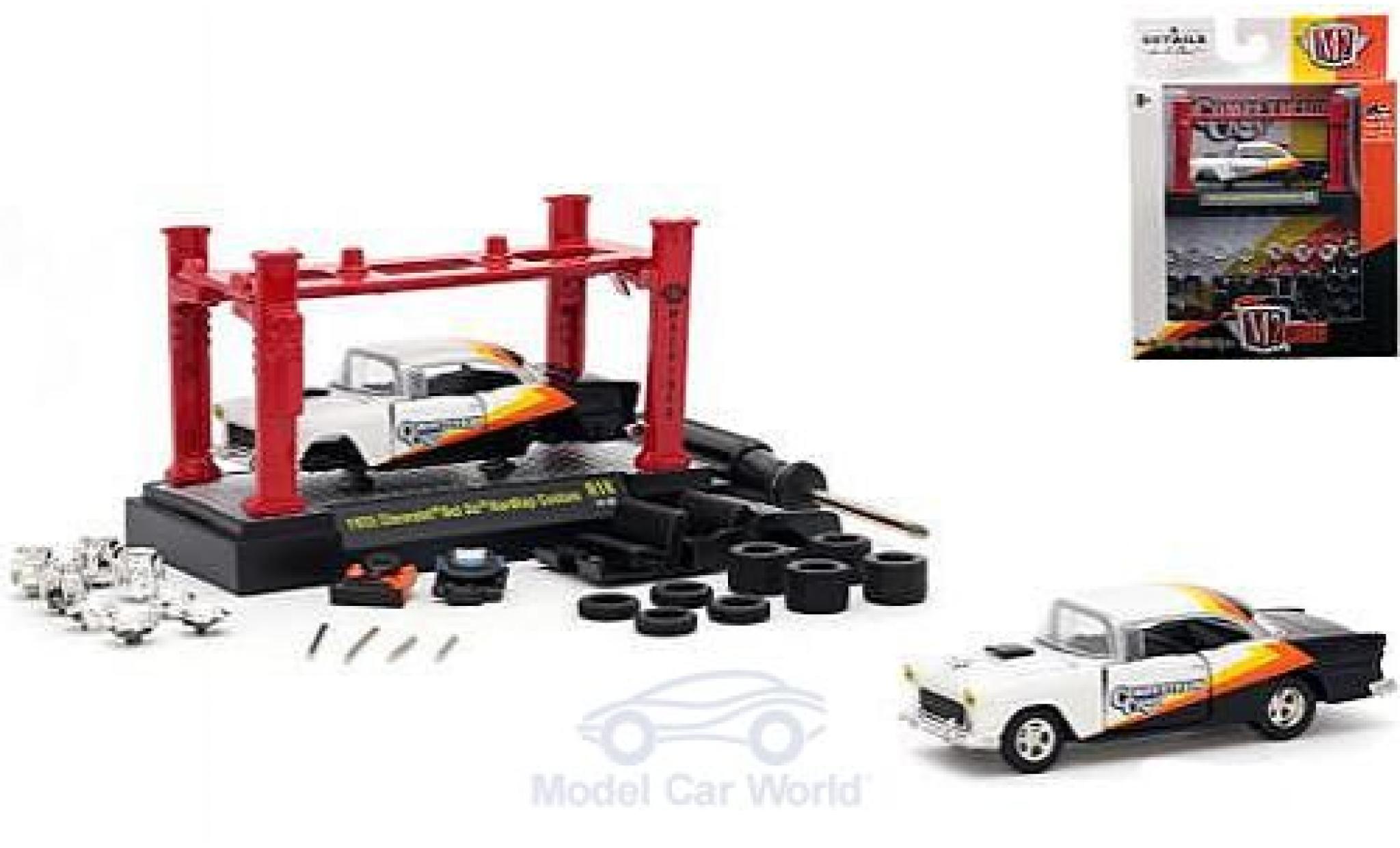 Chevrolet Bel Air 1/64 M2 Machines Hardtop Custom Competition Cams 1955 Model-Kit Bausatz inklusive 4 Ersatzr&auml;dern modelauto