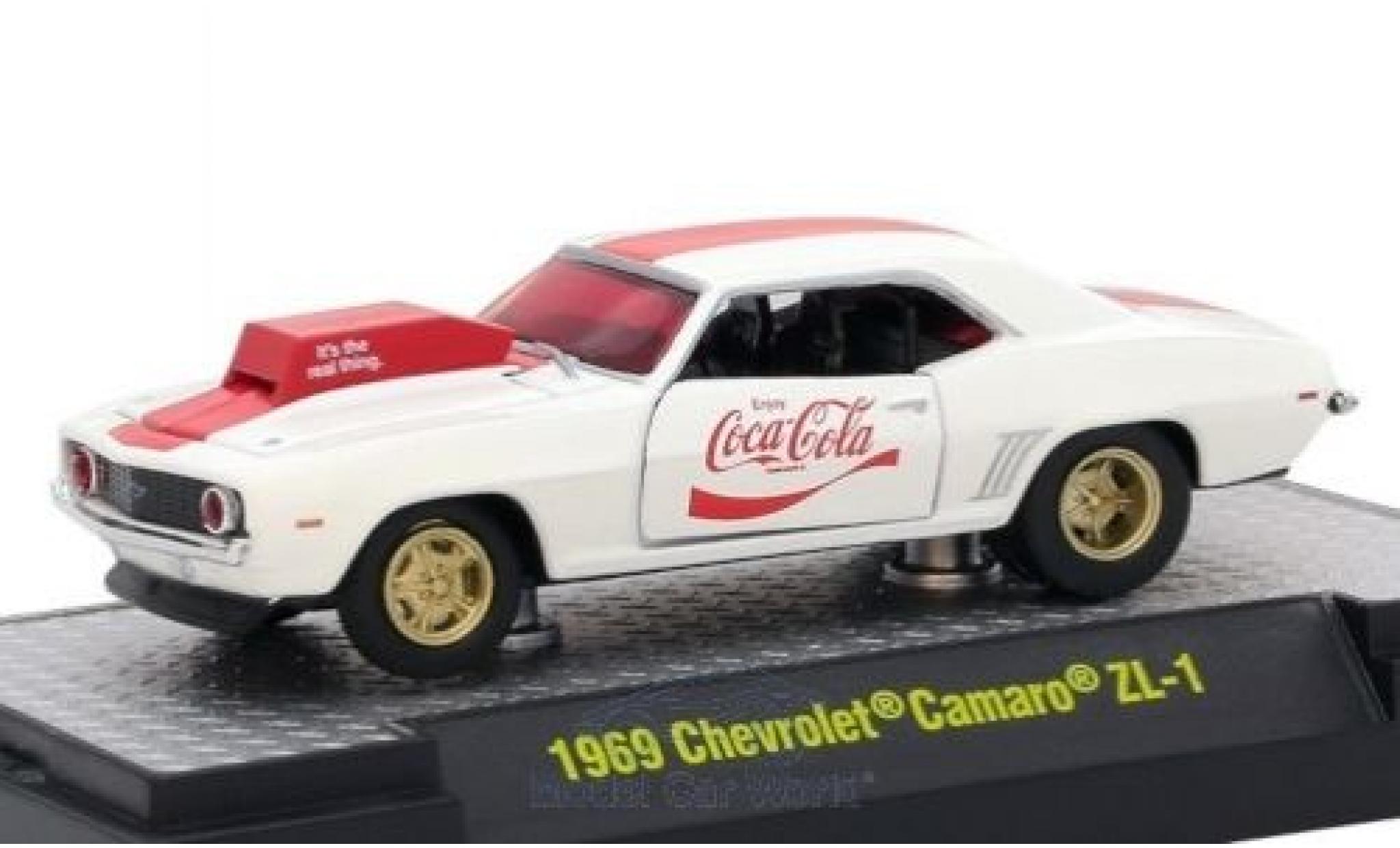 Chevrolet Camaro ZL1 1/64 M2 Machines ZL1 wit/rood Coca Cola 1969 modelauto