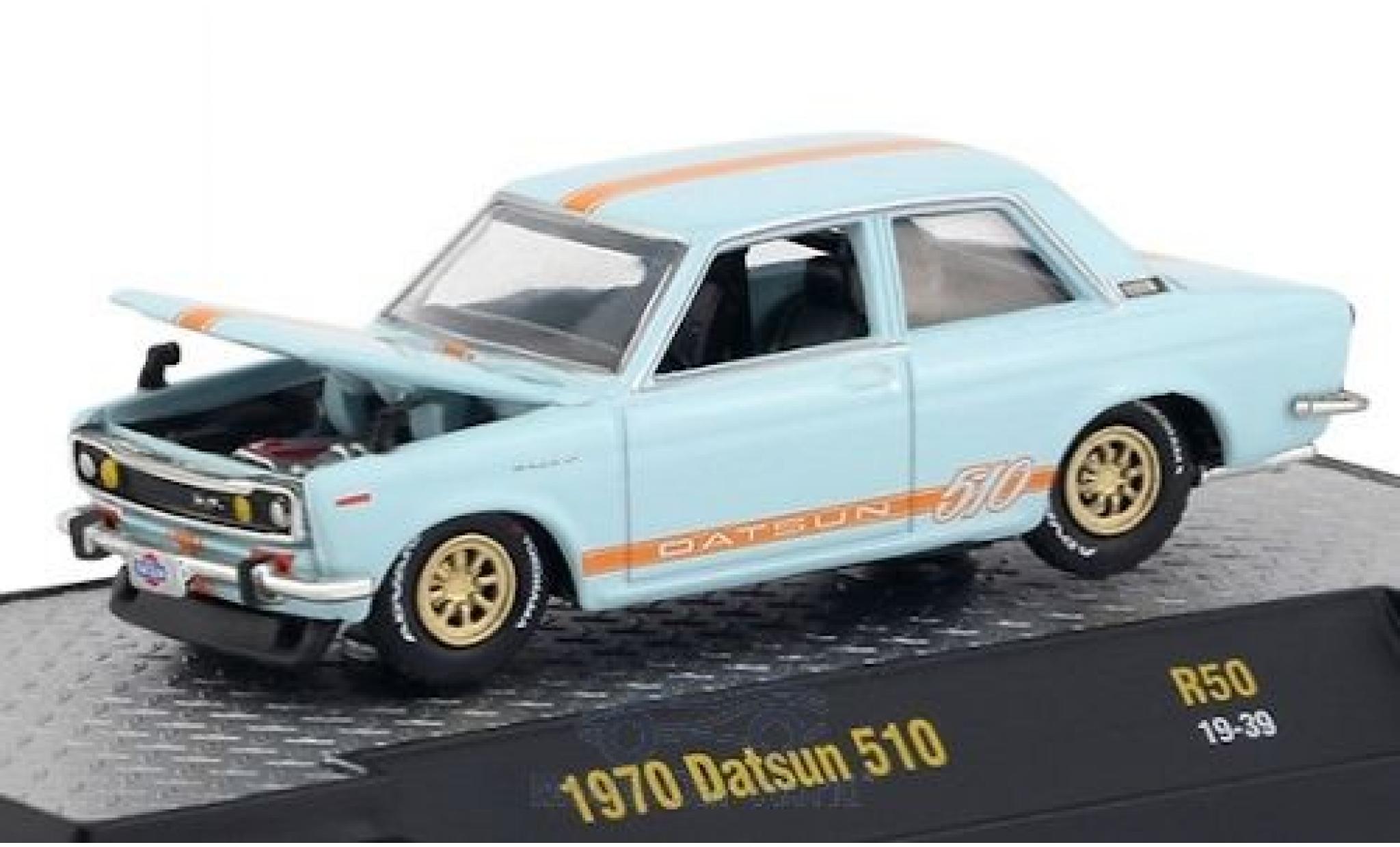 Datsun 510 1/64 M2 Machines blauw/oranje 1970 modelauto