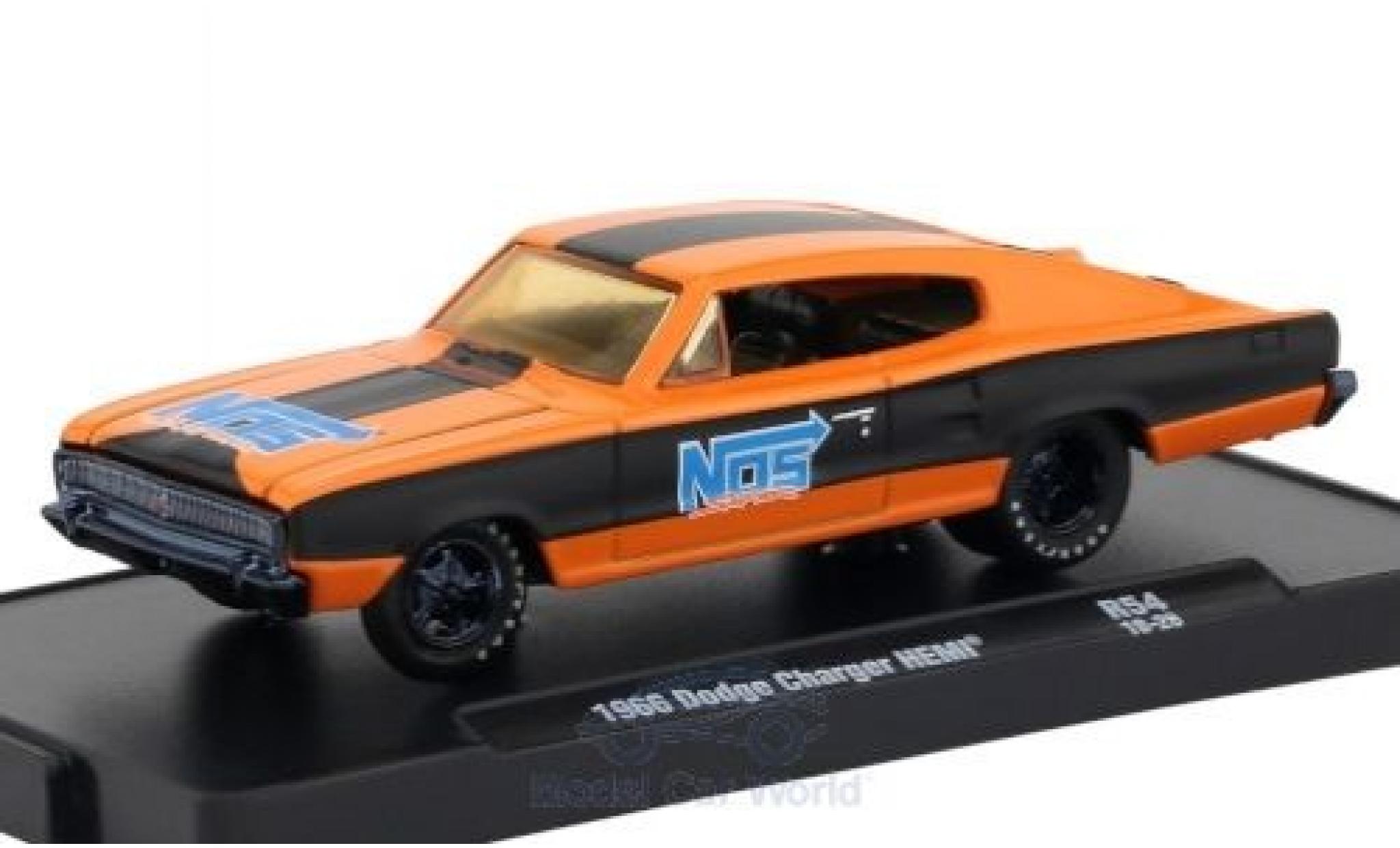 Dodge Charger 1966 1/64 M2 Machines HEMI oranje/matt-zwart 1966 modelauto