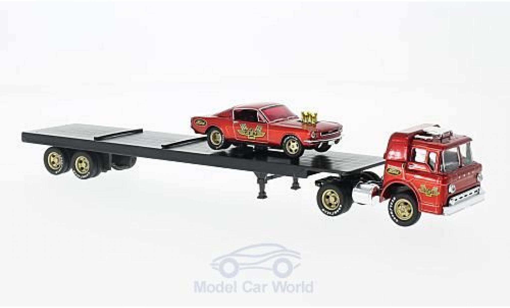 Ford C600 1/64 M2 Machines C-600 metallic rood 1966 +1966 Mustang Fastback 2+2 modelauto