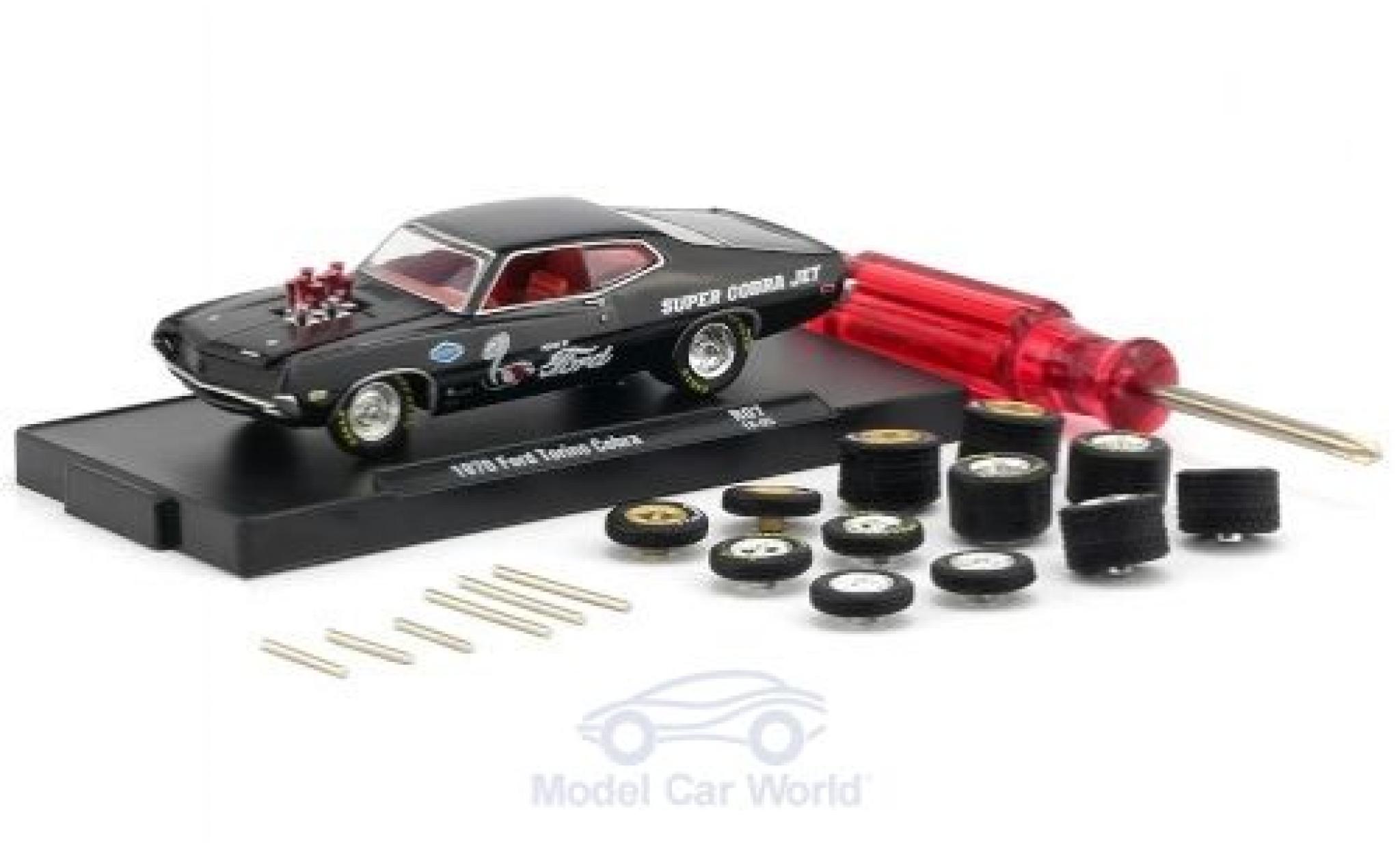Ford Torino 1/64 M2 Machines Cobra zwart 1970 inklusive 12 Austauschr&auml;dern 6 Achsen und 1 Schraubenzieher Auto-Wheels Release 06 modelauto