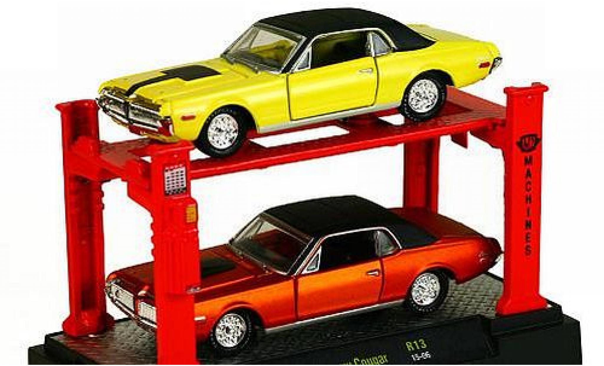Mercury Cougar 1/64 M2 Machines 1968 voiture Lift 2er-Set: chaque 1x geel/zwart et le cuivre/zwart ainsi que Hebeb&uuml;hne modelauto