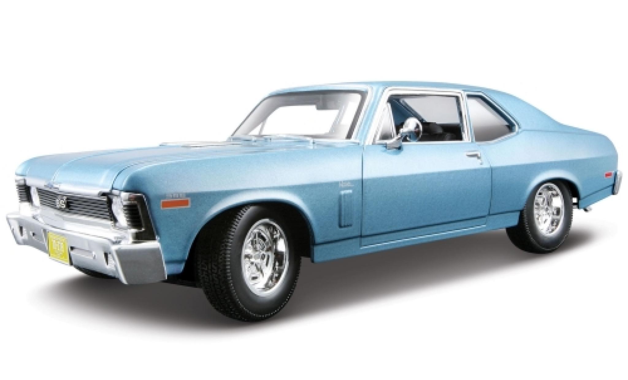 Chevrolet Nova 1/18 Maisto SS Coupe metallic blauw 1970 modelauto