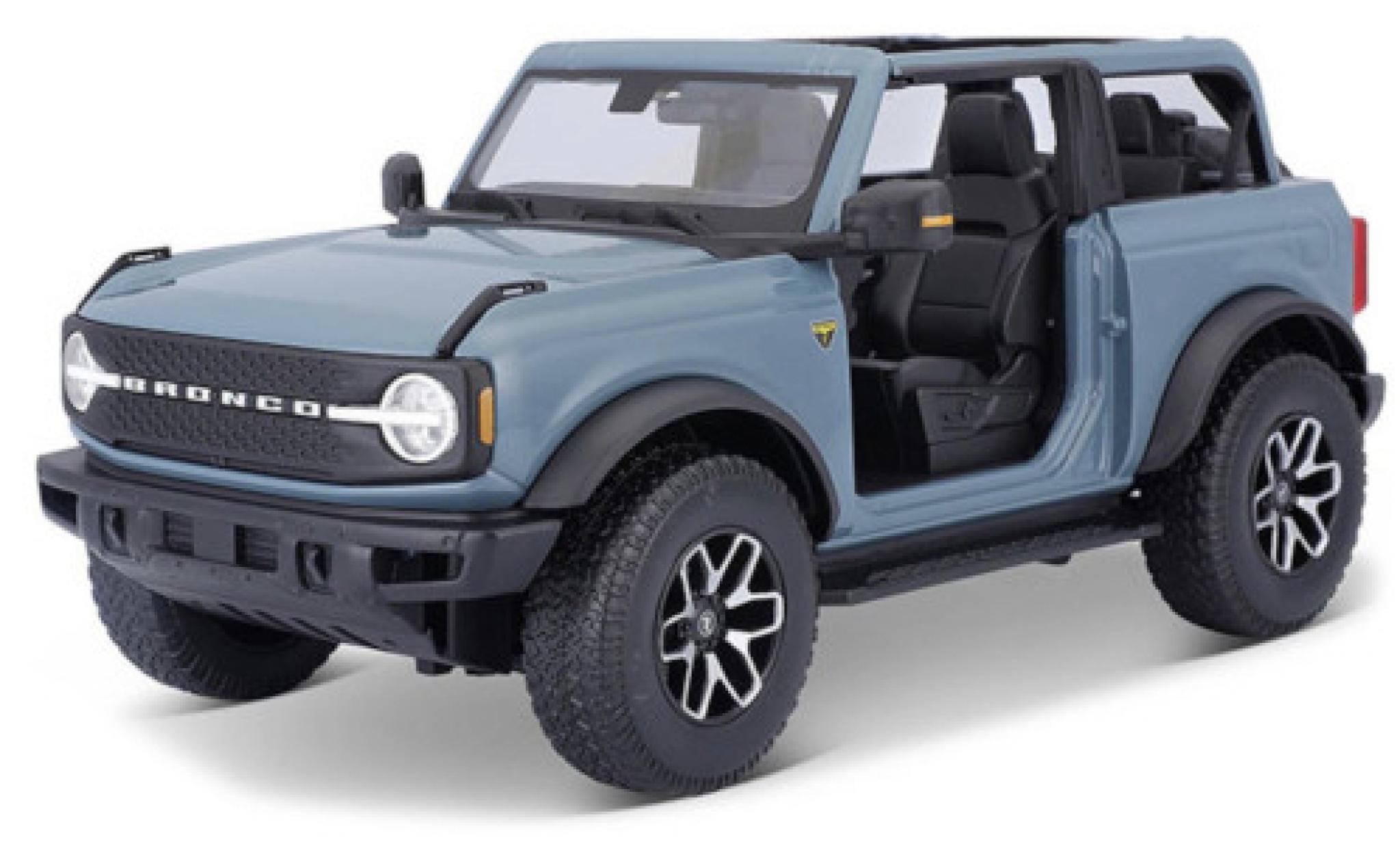 Ford Bronco 1/18 Maisto Badlands blauw 2021 modelauto