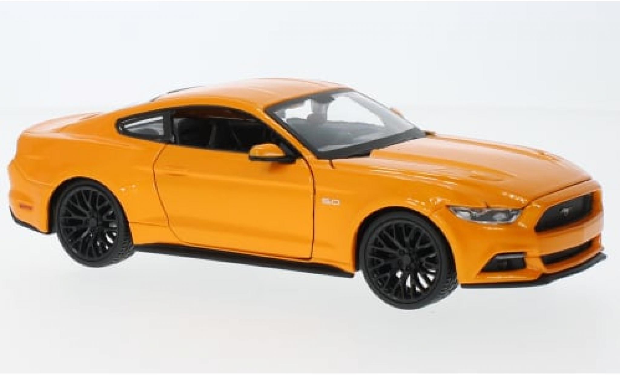 Ford Mustang 1/24 Maisto GT metallic oranje 2015 1:24 modelauto