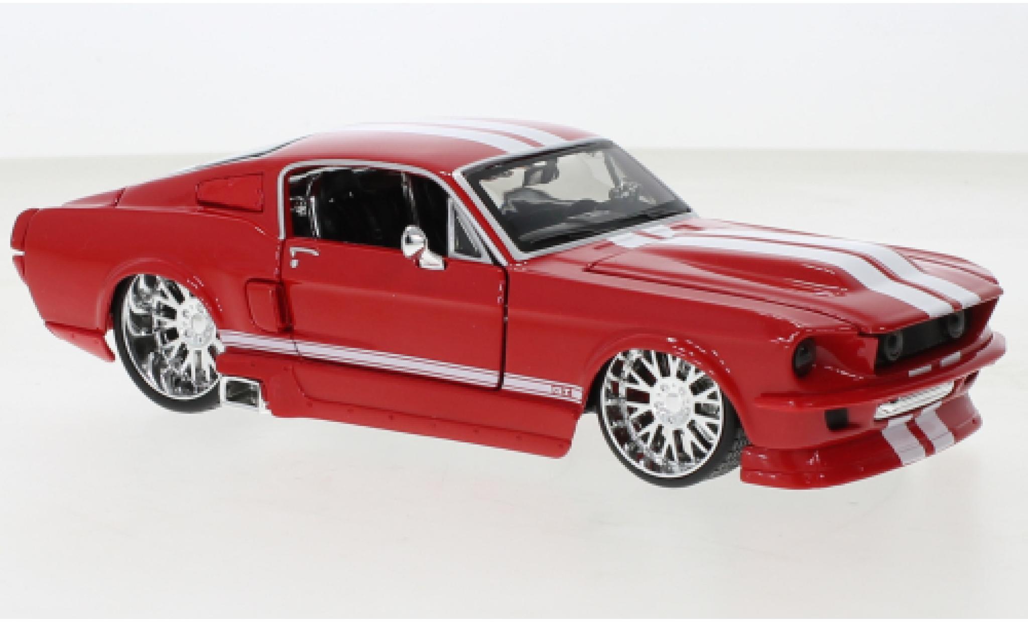 Ford Mustang 1/24 Maisto GT rood/wit 1967 modelauto