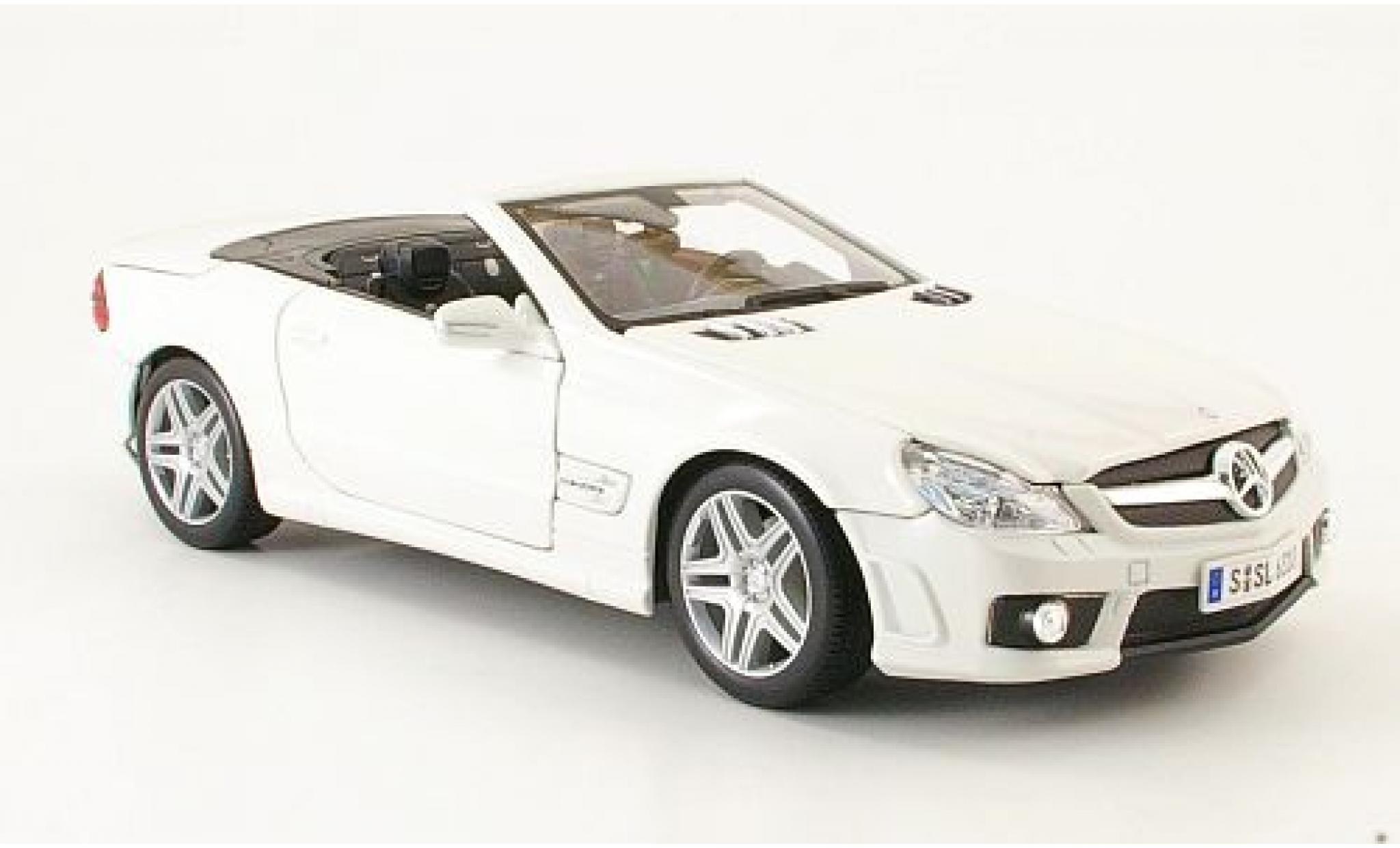 Mercedes Classe SL 1/18 Maisto SL63 AMG wit 2009 modelauto