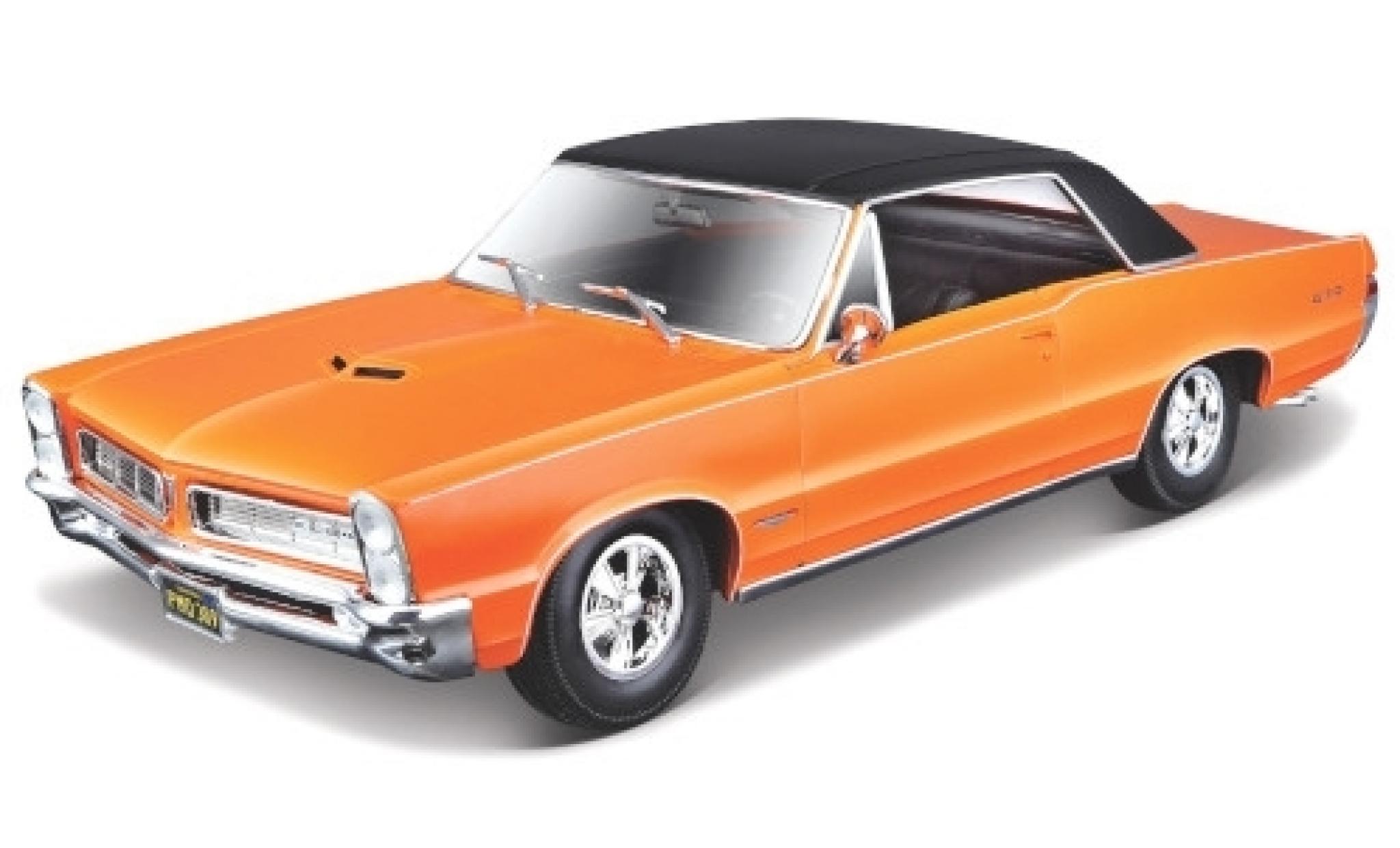 Pontiac GTO 1/18 Maisto metallic oranje/matt-zwart 1965 modelauto