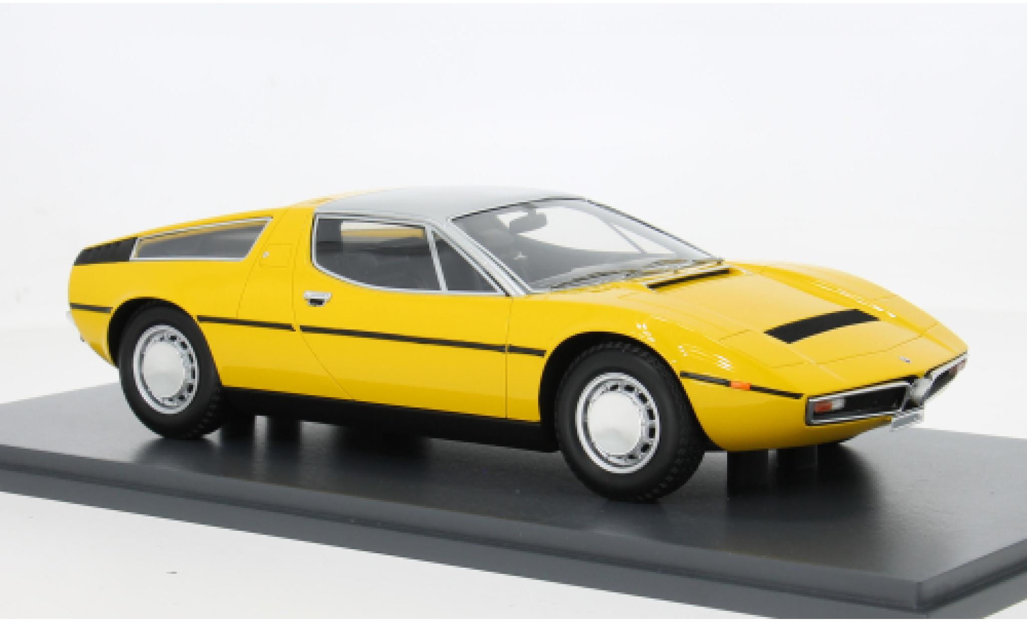 Maserati Bora 1/18 Schuco geel 1971 1:18 modelauto