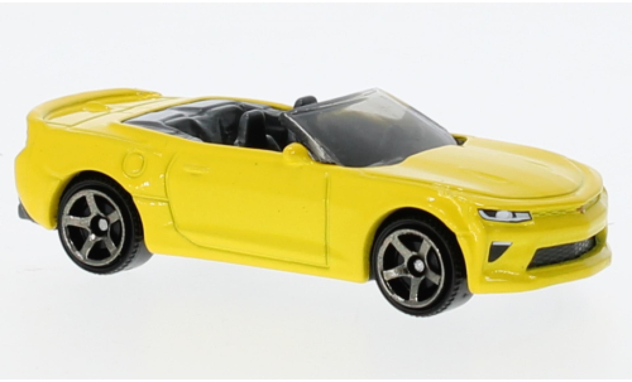 Chevrolet Camaro 1/64 Matchbox Cabriolet geel 2016 modelauto