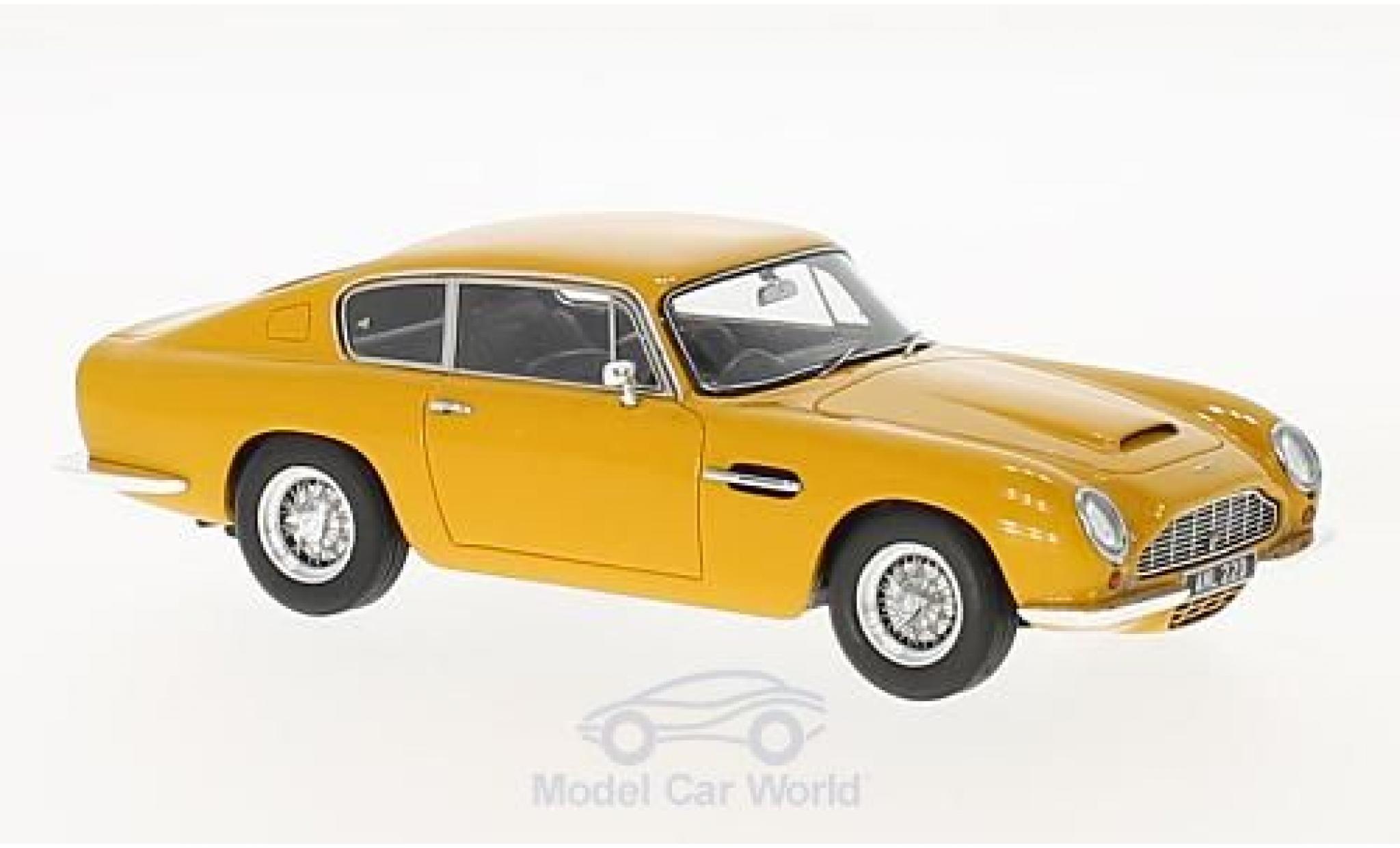 Aston Martin DB6 1/43 Matrix geel RHD 1965 modelauto