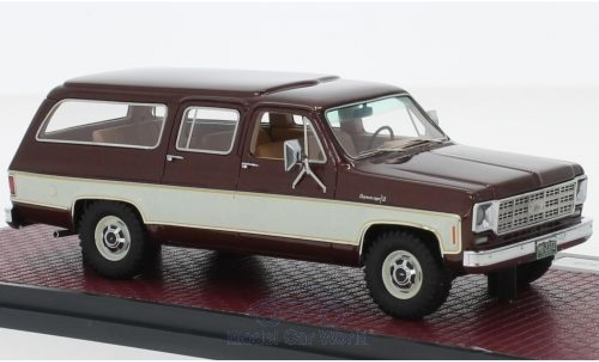 Chevrolet Suburban 1/43 Matrix K10 metallic rood/beige 1978 modelauto