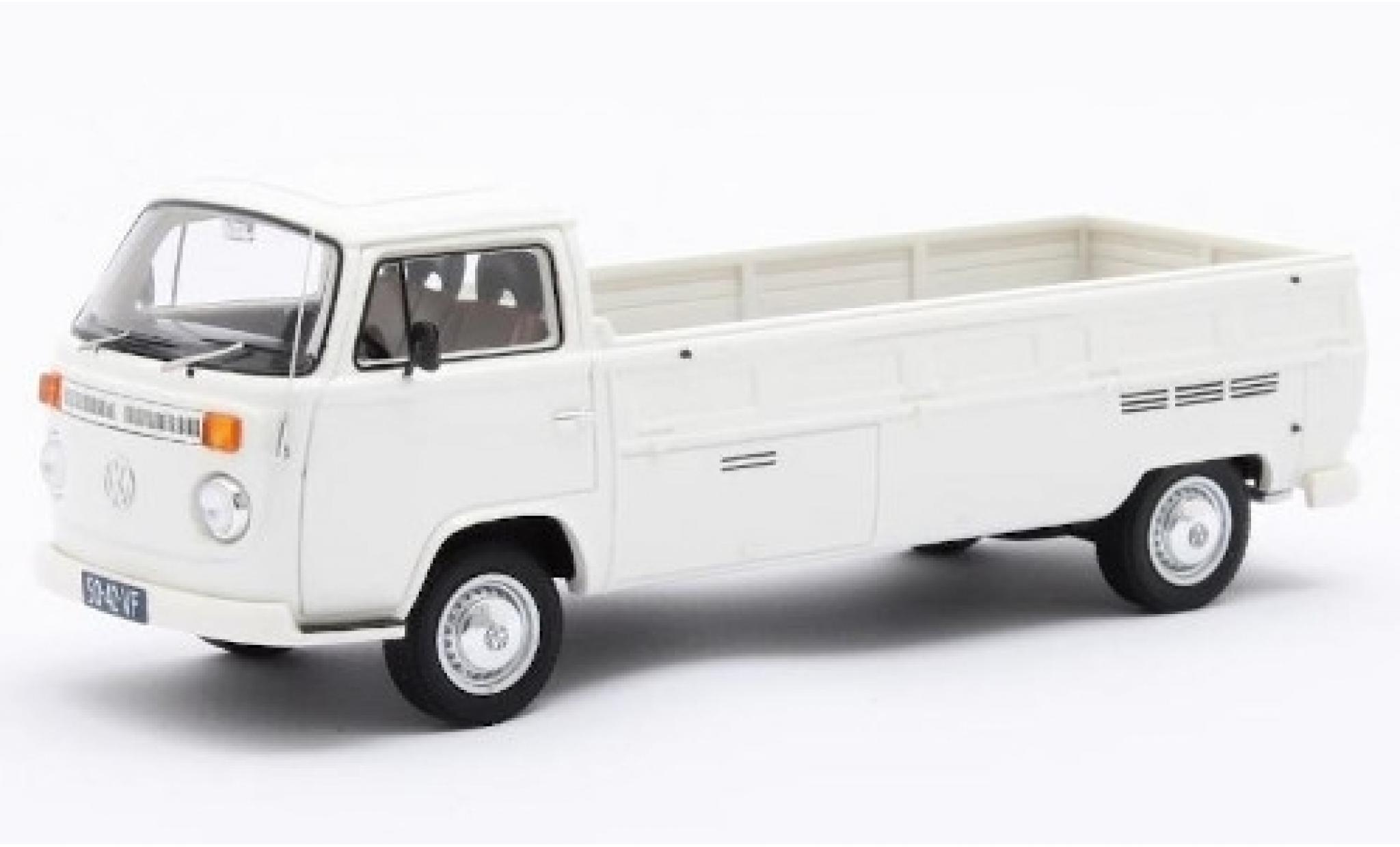 Volkswagen T2 1/43 Matrix Kemperink Special Pick-Up LWB wit RHD 1976 modelauto