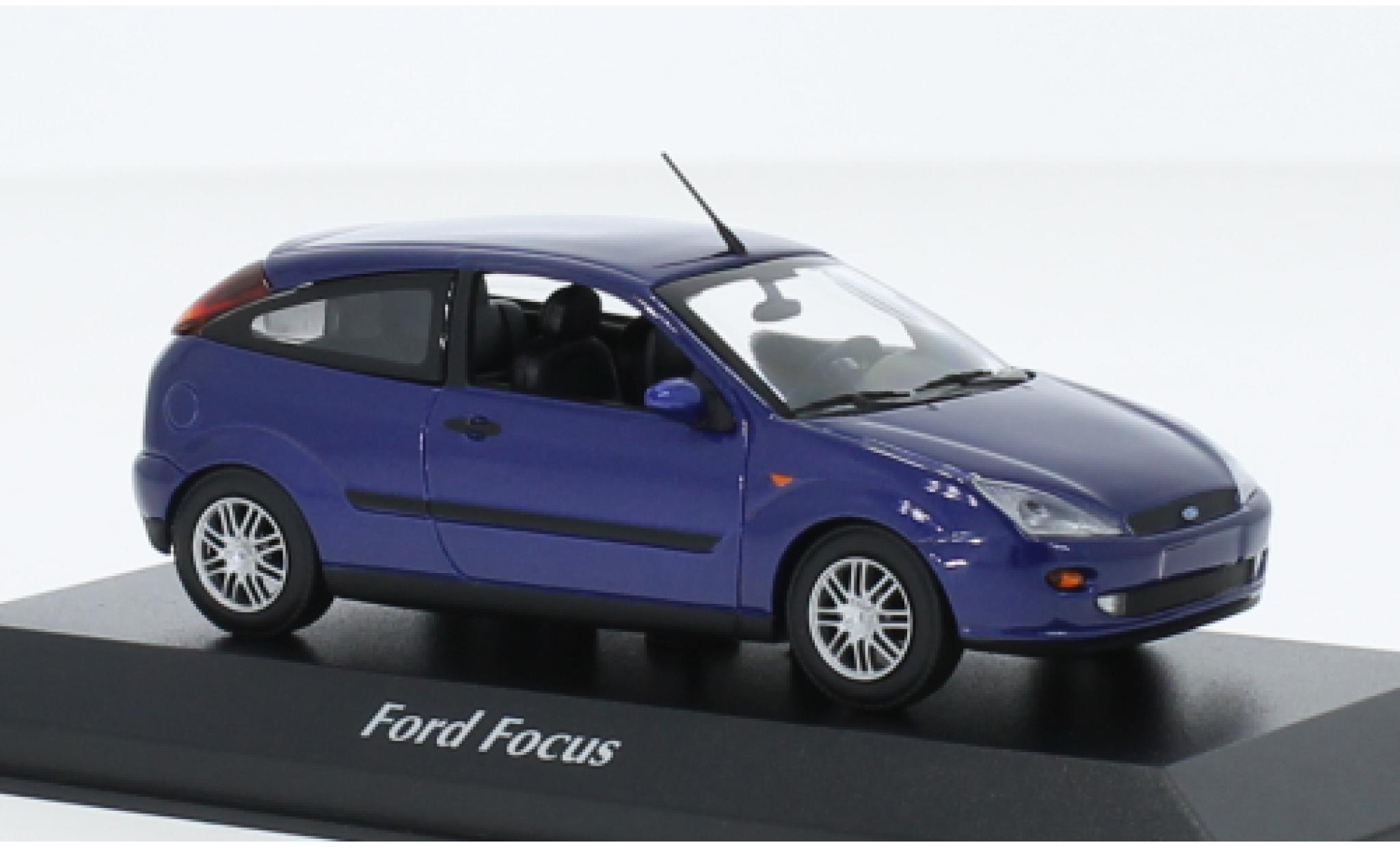 Ford Focus 1/43 Maxichamps MK I metallic blauw 1998 modelauto