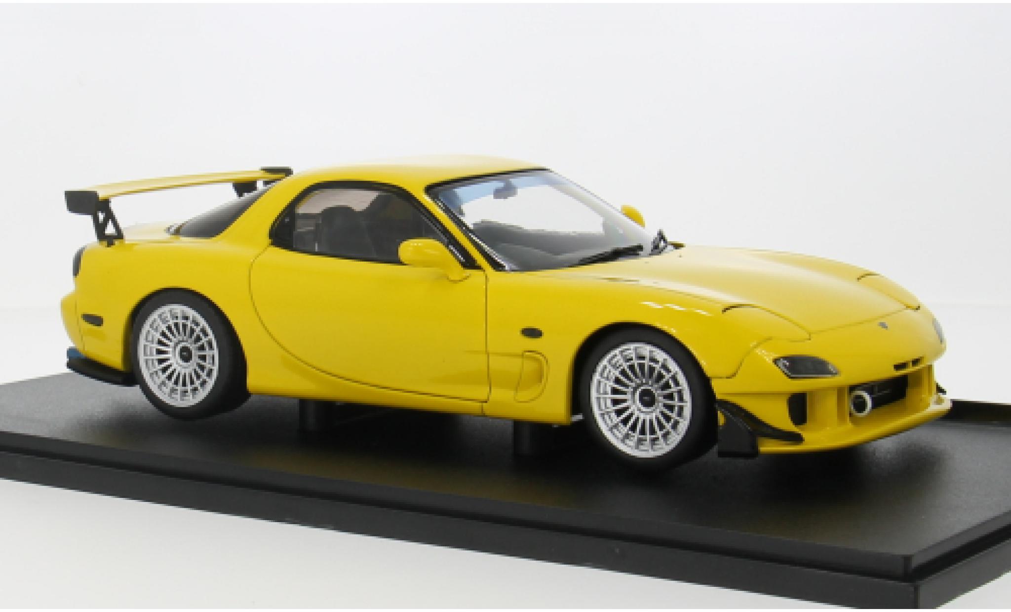 Mazda RX7 1/18 Solido FD RS geel 1:18 modelauto