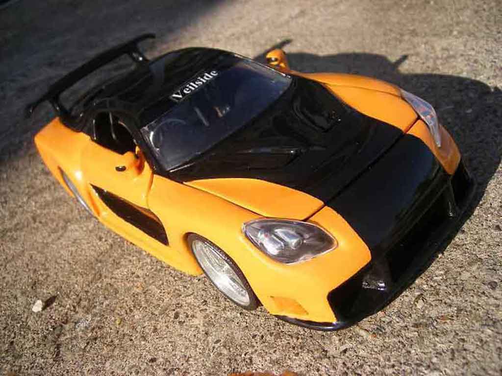 Mazda RX7 Veilside kit fast and furious 3 1/18 Jada Toys