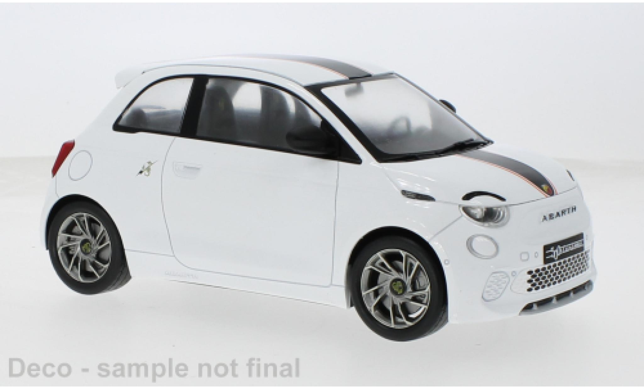 Fiat 500 1/18 MCG e Abarth wit 2024 1:18 modelauto