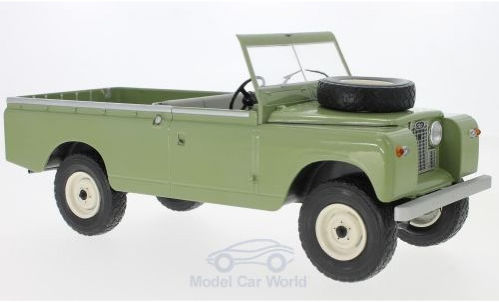 Land Rover 109 1/18 MCG Pick Up Series II oliv RHD 1959 modelauto