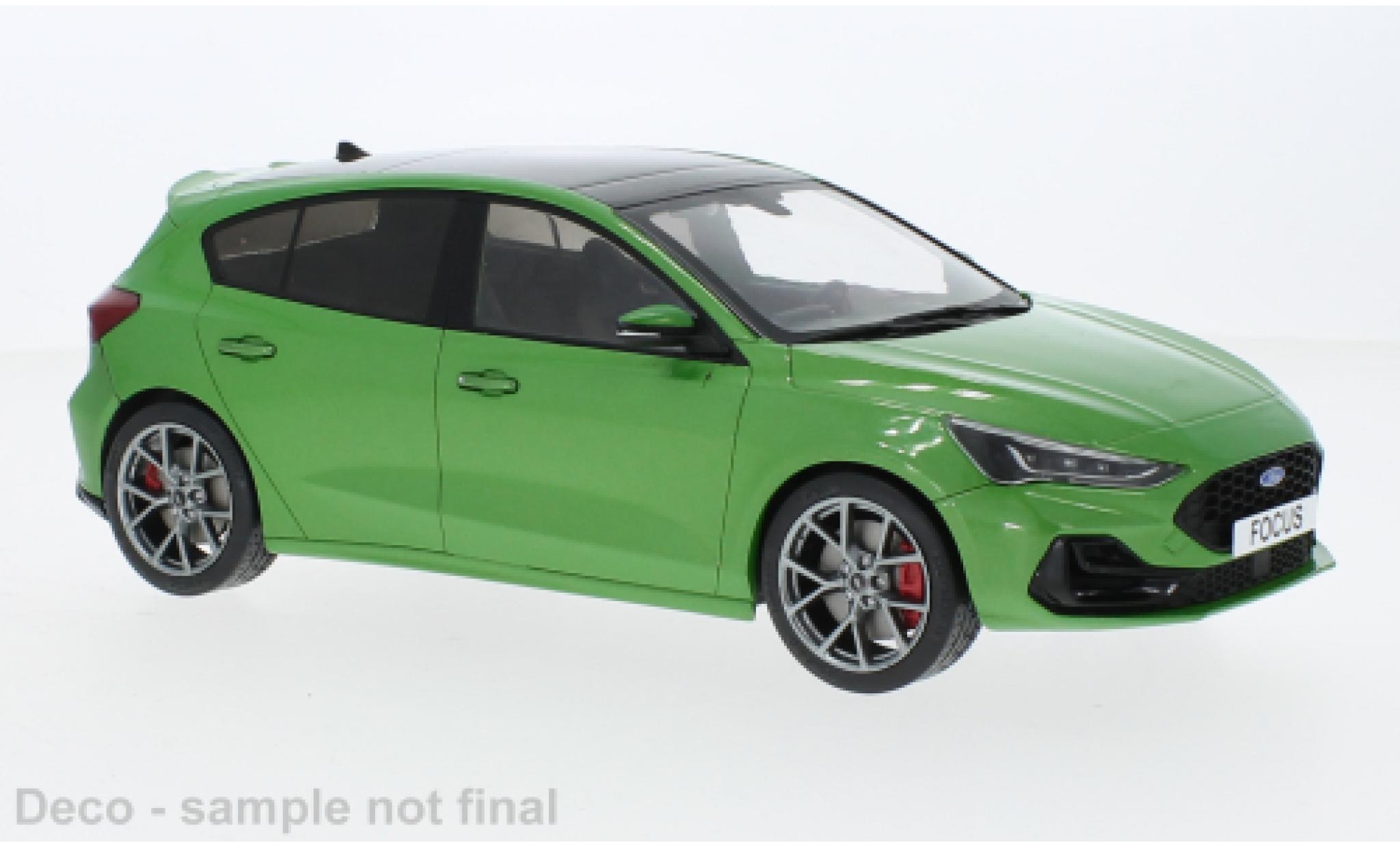 Ford Focus 1/18 MCG ST metallic groen 2022 modelauto