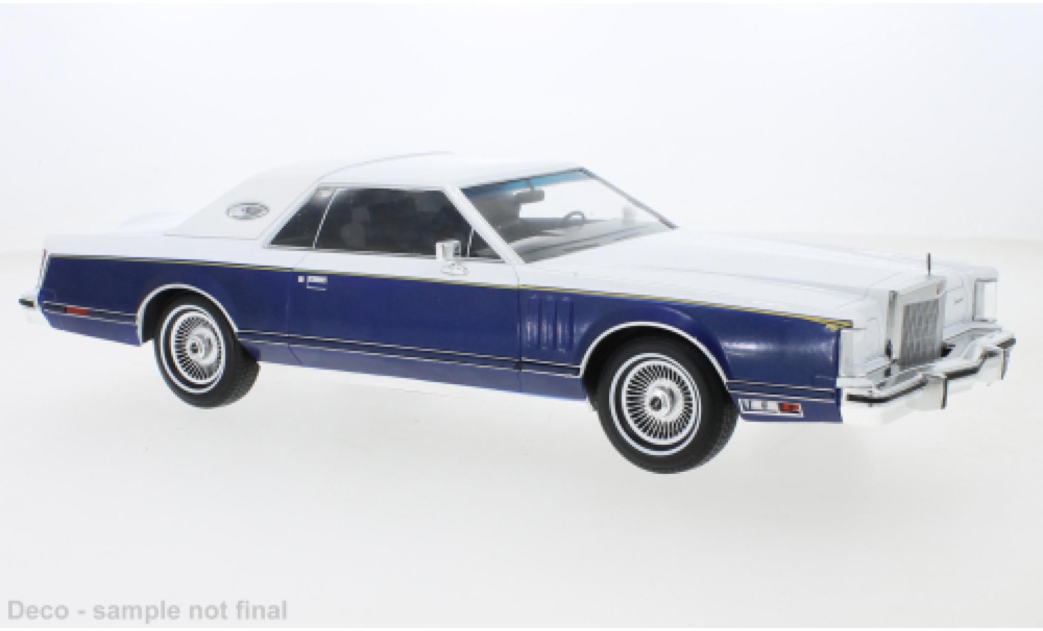 Lincoln Continental 1/18 MCG Mark V wit/blauw 1978 modelauto
