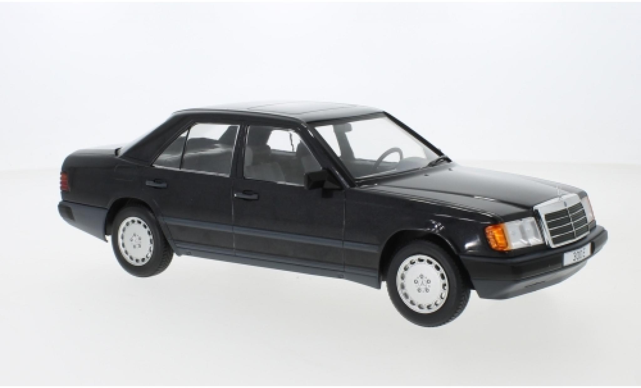 Mercedes 300 1/18 MCG E (W124) metallic zwart 1984 modelauto