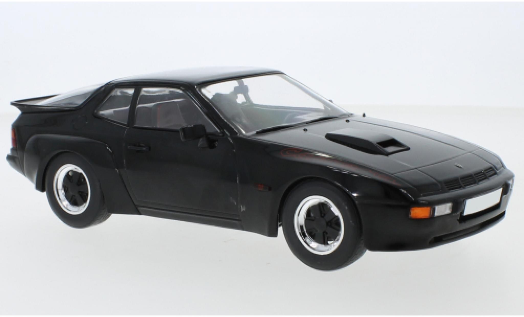 Porsche 924 1/18 MCG Carrera GT zwart 1981 modelauto