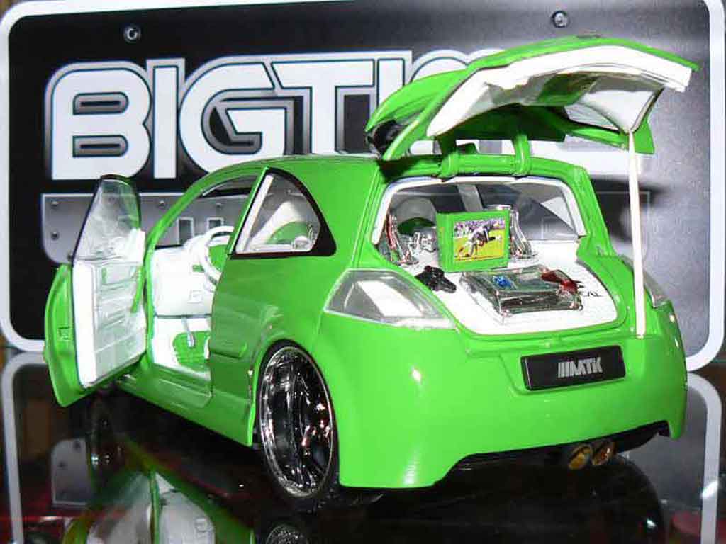Renault Megane Sport rs tuning 1/18 Norev