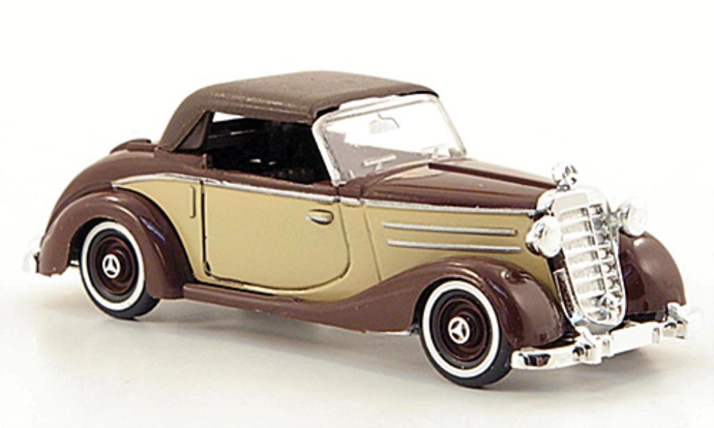 Mercedes 170 1/87 Busch S Cabrio beige/bruin geschlossen 1949 modelauto